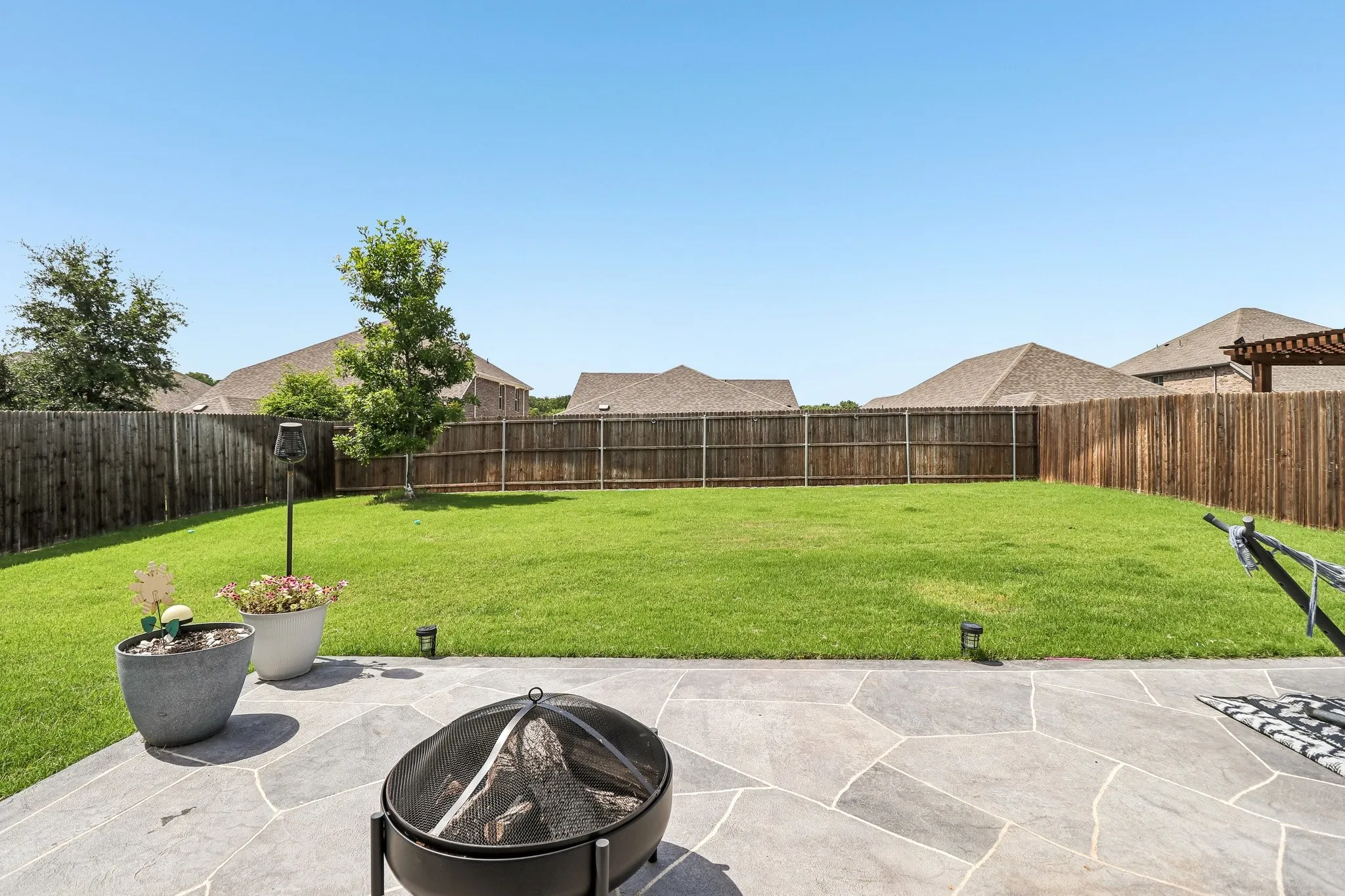 Single Family Residence For Rent in Collin County , 491 Pebble Brook Lane, Princeton, Texas 75407, 3 Bedroom, 3 Bathroom, 2 Garage spaces, 1,807 Sqft, built in 2020, mls#21357182, Real Estate Agent in Princeton, Homes For Rent in Collin county, Homes For Rent in Princeton, Realtor in Princeton Texas, Real Estate Brokerage Independent Realty Texas, Luminita Cordes Realtor