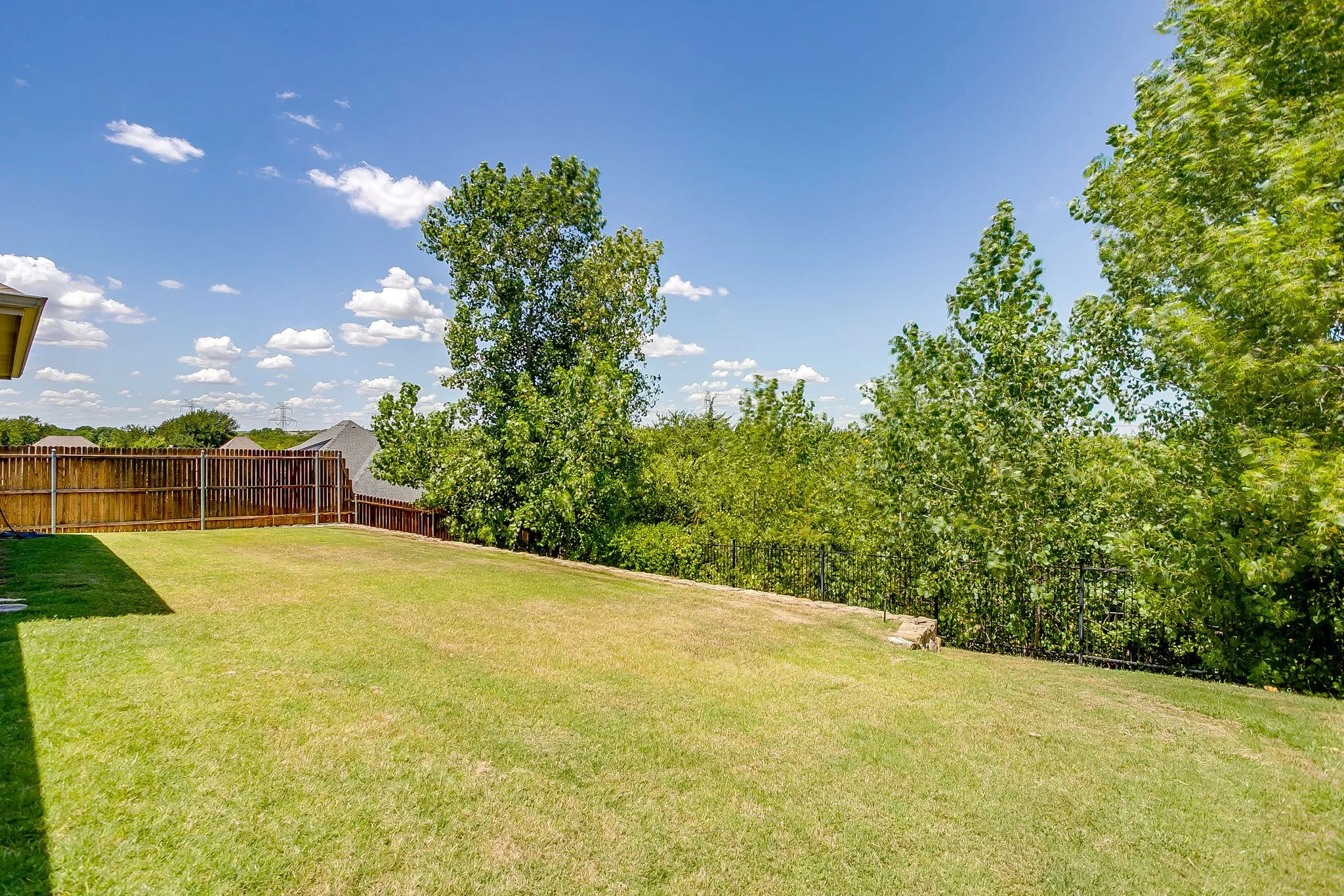 Bluff style views for miles!