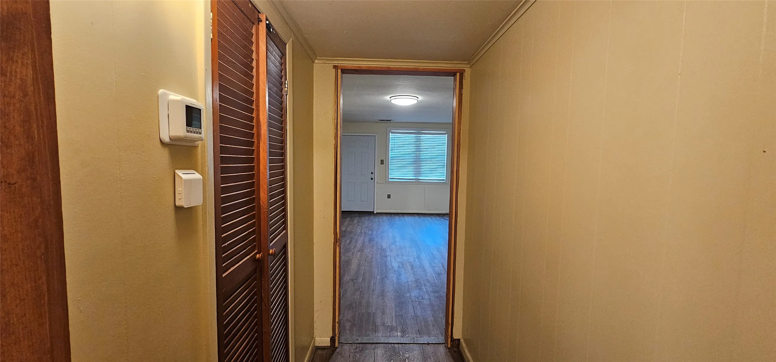 Single Family Residence For Sale in Henderson County , 509 Hillcrest Drive, Tool, Texas 75143, 2 Bedroom, 2 Bathroom, Garage spaces, 1,104 Sqft, built in 1978, mls#21357170, Real Estate Agent in Tool, Homes For Sale in Henderson county, Homes For Sale in Tool, Realtor in Tool Texas, Real Estate Brokerage Independent Realty Texas, Luminita Cordes Realtor