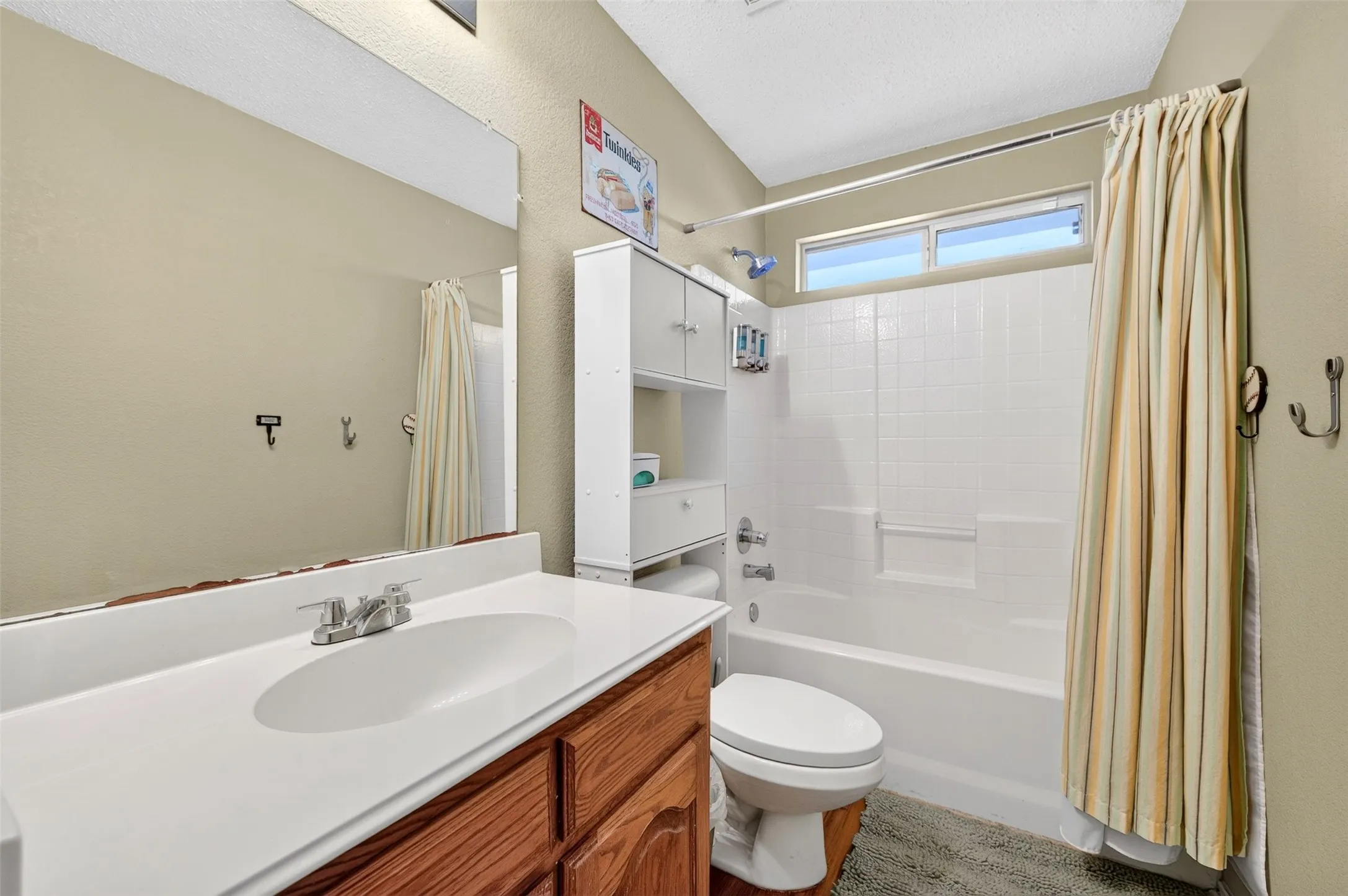 Guest​​‌​​​​‌​​‌‌​‌‌​​​‌‌​‌​‌​‌​​​‌​​ bathroom