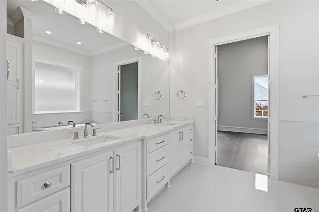 Single Family Residence For Sale in Smith County , 3008 Forest Trail, Tyler, Texas 75703, 4 Bedroom, 5 Bathroom, 2 Garage spaces, 3,028 Sqft, built in 2026, mls#21357208, Real Estate Agent in Tyler, Homes For Sale in Smith county, Homes For Sale in Tyler, Realtor in Tyler Texas, Real Estate Brokerage Independent Realty Texas, Luminita Cordes Realtor