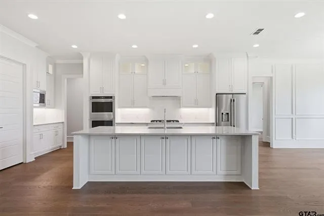 Single Family Residence For Sale in Smith County , 3008 Forest Trail, Tyler, Texas 75703, 4 Bedroom, 5 Bathroom, 2 Garage spaces, 3,028 Sqft, built in 2026, mls#21357208, Real Estate Agent in Tyler, Homes For Sale in Smith county, Homes For Sale in Tyler, Realtor in Tyler Texas, Real Estate Brokerage Independent Realty Texas, Luminita Cordes Realtor