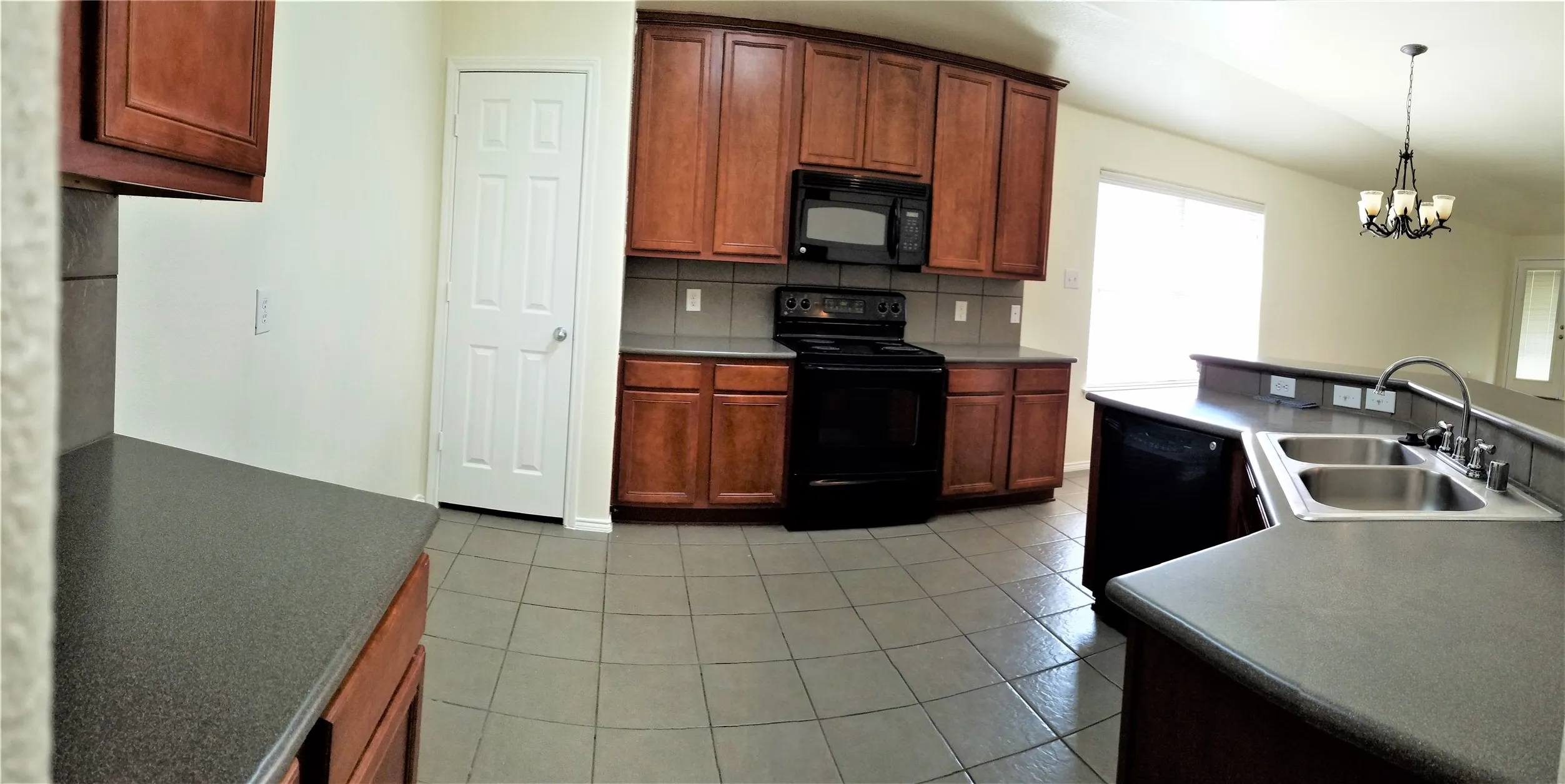 Single Family Residence For Rent in Tarrant County , 3708 Verde Drive, Fort Worth, Texas 76244, 4 Bedroom, 2 Bathroom, 2 Garage spaces, 1,822 Sqft, built in 2007, mls#21357214, Real Estate Agent in Fort Worth, Homes For Rent in Tarrant county, Homes For Rent in Fort Worth, Realtor in Fort Worth Texas, Real Estate Brokerage Independent Realty Texas, Luminita Cordes Realtor