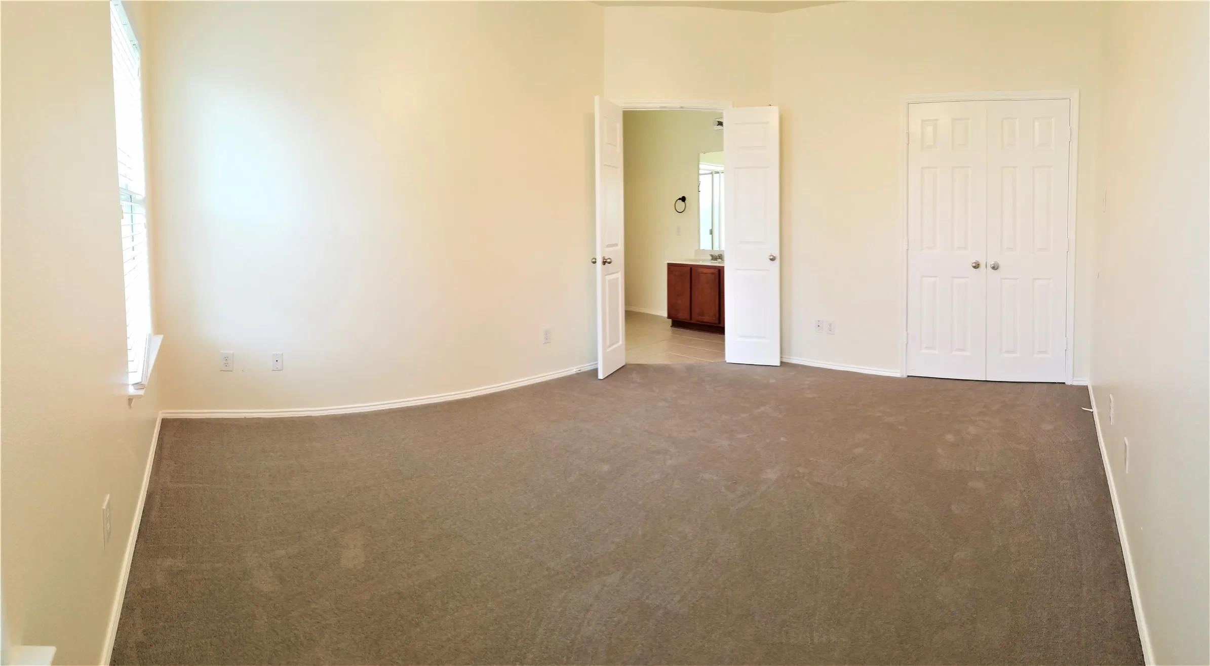 Single Family Residence For Rent in Tarrant County , 3708 Verde Drive, Fort Worth, Texas 76244, 4 Bedroom, 2 Bathroom, 2 Garage spaces, 1,822 Sqft, built in 2007, mls#21357214, Real Estate Agent in Fort Worth, Homes For Rent in Tarrant county, Homes For Rent in Fort Worth, Realtor in Fort Worth Texas, Real Estate Brokerage Independent Realty Texas, Luminita Cordes Realtor