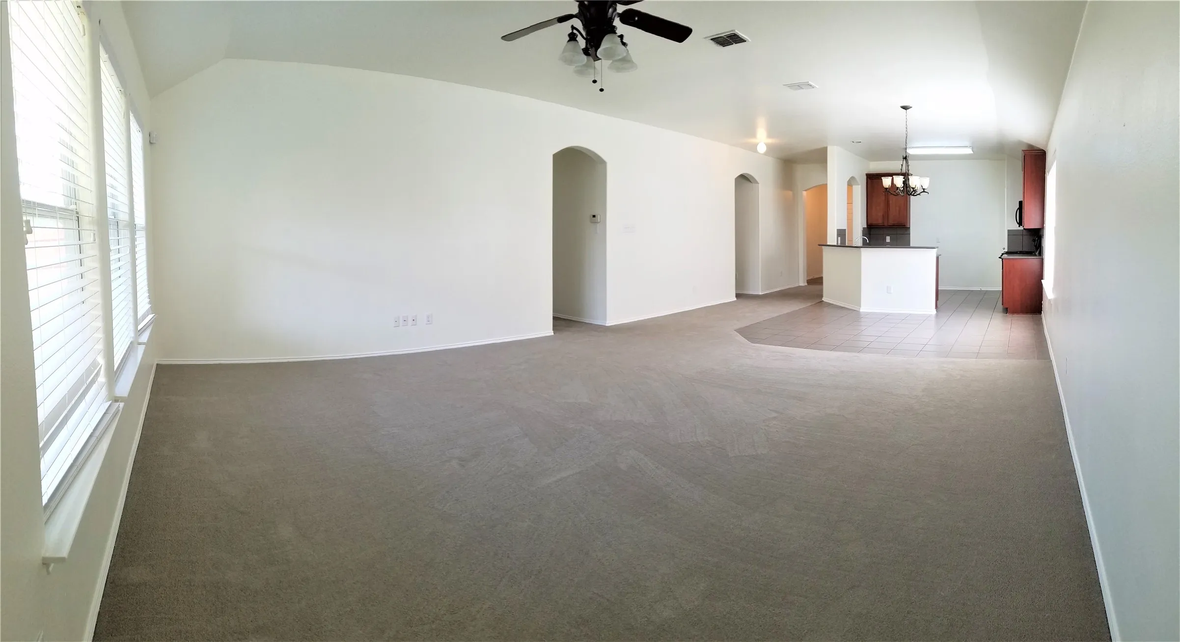 Single Family Residence For Rent in Tarrant County , 3708 Verde Drive, Fort Worth, Texas 76244, 4 Bedroom, 2 Bathroom, 2 Garage spaces, 1,822 Sqft, built in 2007, mls#21357214, Real Estate Agent in Fort Worth, Homes For Rent in Tarrant county, Homes For Rent in Fort Worth, Realtor in Fort Worth Texas, Real Estate Brokerage Independent Realty Texas, Luminita Cordes Realtor