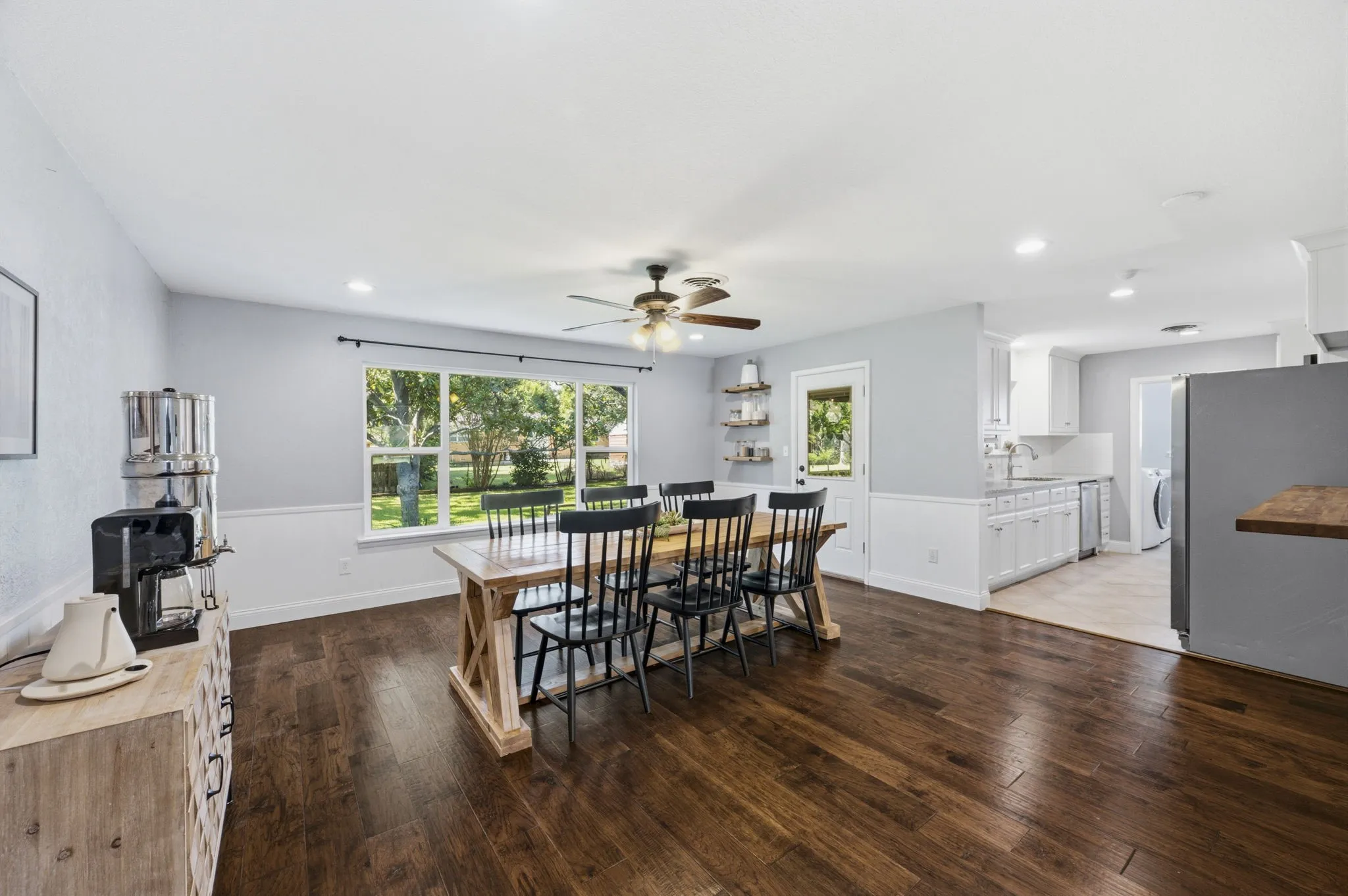 Single Family Residence For Sale in Tarrant County , 3517 Wooten Drive, Fort Worth, Texas 76133, 3 Bedroom, 2 Bathroom, 2 Garage spaces, 1,908 Sqft, built in 1957, mls#21357211, Real Estate Agent in Fort Worth, Homes For Sale in Tarrant county, Homes For Sale in Fort Worth, Realtor in Fort Worth Texas, Real Estate Brokerage Independent Realty Texas, Luminita Cordes Realtor