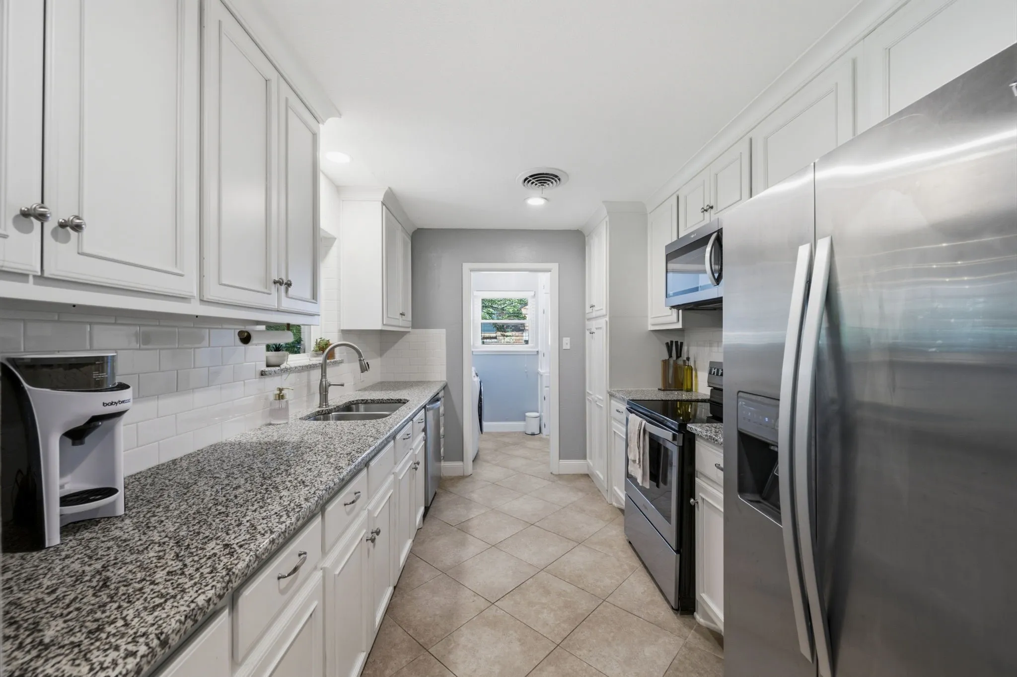 Single Family Residence For Sale in Tarrant County , 3517 Wooten Drive, Fort Worth, Texas 76133, 3 Bedroom, 2 Bathroom, 2 Garage spaces, 1,908 Sqft, built in 1957, mls#21357211, Real Estate Agent in Fort Worth, Homes For Sale in Tarrant county, Homes For Sale in Fort Worth, Realtor in Fort Worth Texas, Real Estate Brokerage Independent Realty Texas, Luminita Cordes Realtor