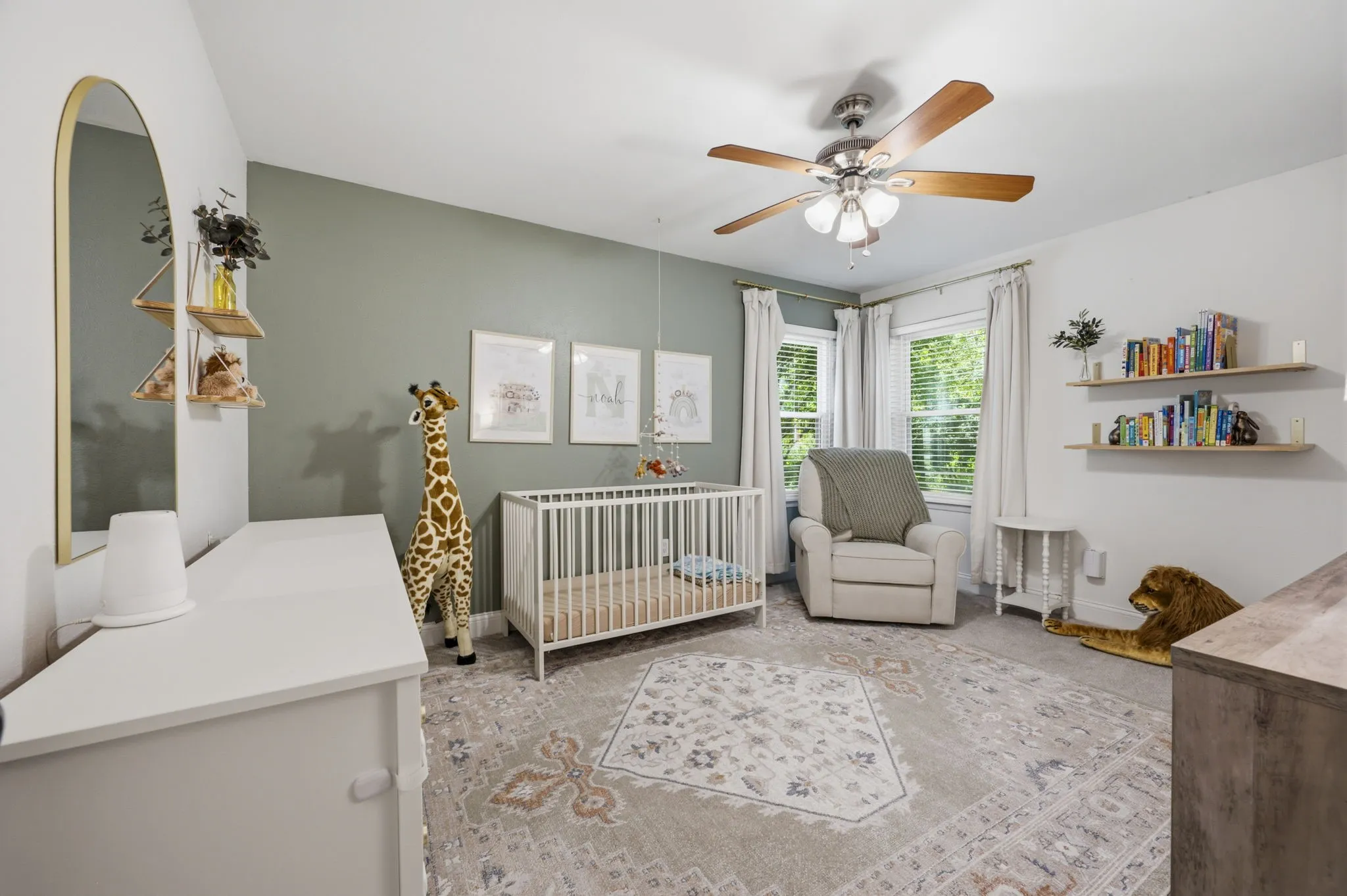 Single Family Residence For Sale in Tarrant County , 3517 Wooten Drive, Fort Worth, Texas 76133, 3 Bedroom, 2 Bathroom, 2 Garage spaces, 1,908 Sqft, built in 1957, mls#21357211, Real Estate Agent in Fort Worth, Homes For Sale in Tarrant county, Homes For Sale in Fort Worth, Realtor in Fort Worth Texas, Real Estate Brokerage Independent Realty Texas, Luminita Cordes Realtor