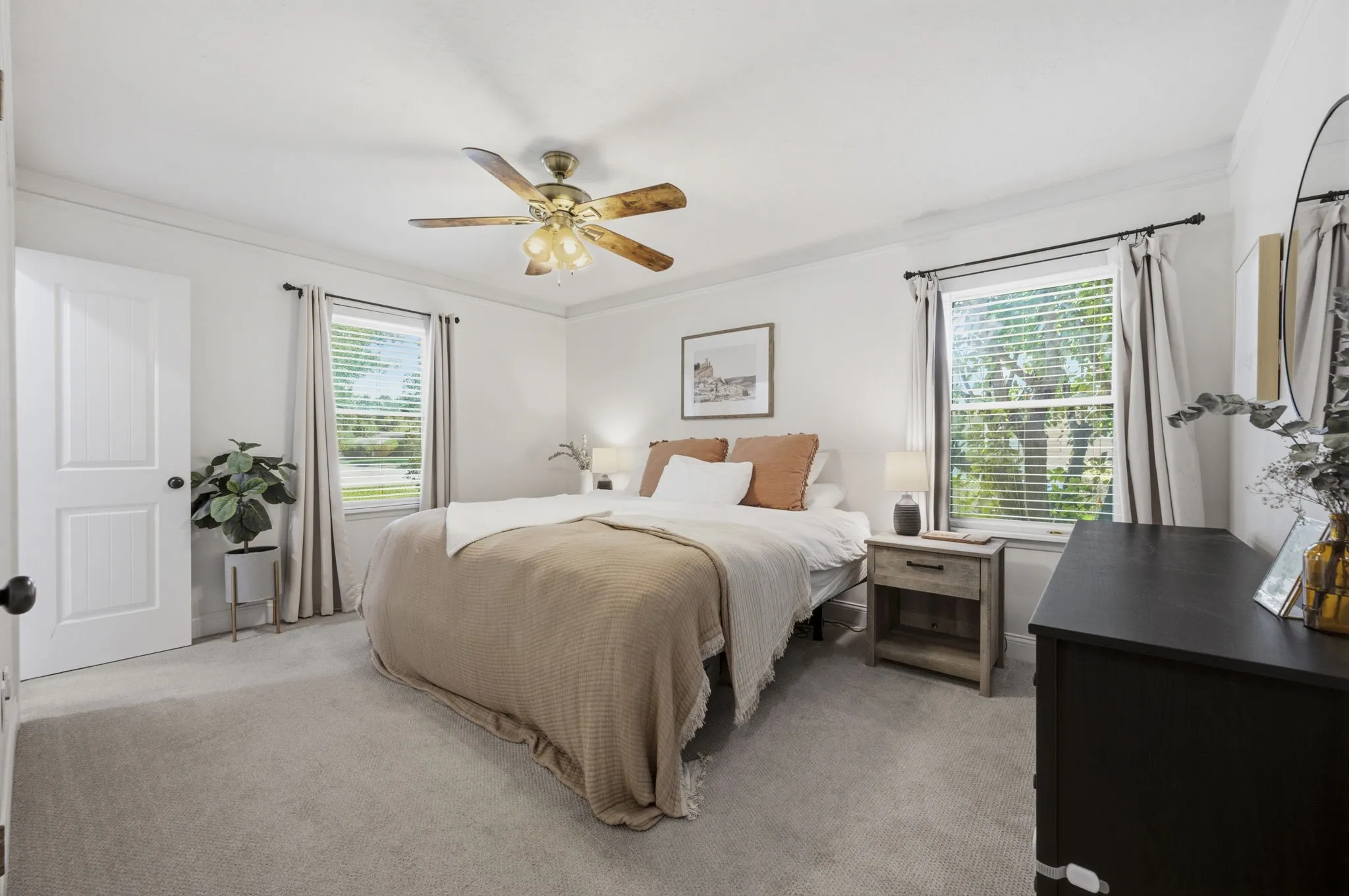 Single Family Residence For Sale in Tarrant County , 3517 Wooten Drive, Fort Worth, Texas 76133, 3 Bedroom, 2 Bathroom, 2 Garage spaces, 1,908 Sqft, built in 1957, mls#21357211, Real Estate Agent in Fort Worth, Homes For Sale in Tarrant county, Homes For Sale in Fort Worth, Realtor in Fort Worth Texas, Real Estate Brokerage Independent Realty Texas, Luminita Cordes Realtor