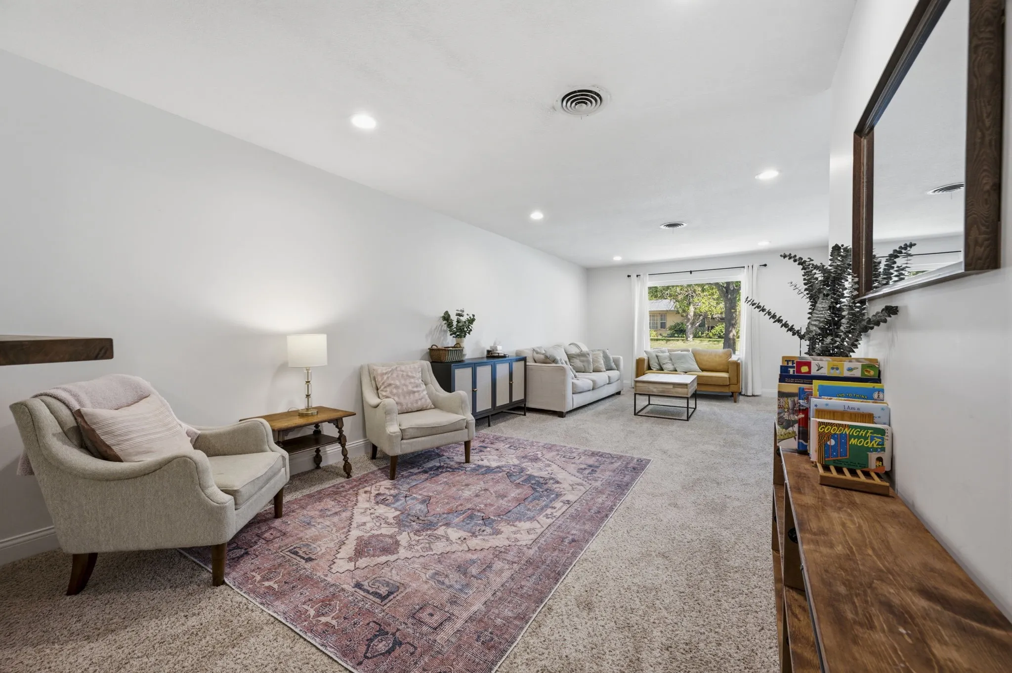 Single Family Residence For Sale in Tarrant County , 3517 Wooten Drive, Fort Worth, Texas 76133, 3 Bedroom, 2 Bathroom, 2 Garage spaces, 1,908 Sqft, built in 1957, mls#21357211, Real Estate Agent in Fort Worth, Homes For Sale in Tarrant county, Homes For Sale in Fort Worth, Realtor in Fort Worth Texas, Real Estate Brokerage Independent Realty Texas, Luminita Cordes Realtor