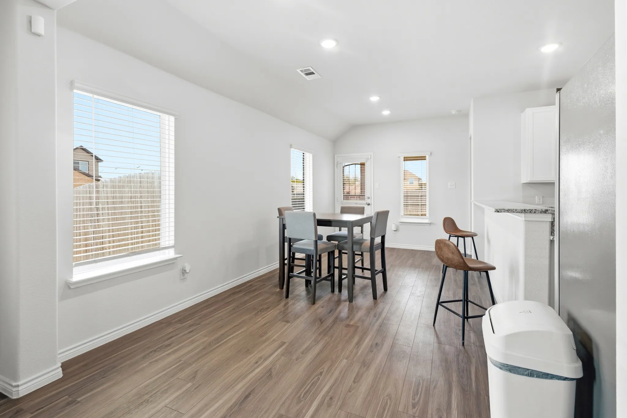 Single Family Residence For Sale in Ellis County , 1600 Luke Street, Ennis, Texas 75119, 3 Bedroom, 2 Bathroom, 2 Garage spaces, 1,439 Sqft, built in 2023, mls#21357218, Real Estate Agent in Ennis, Homes For Sale in Ellis county, Homes For Sale in Ennis, Realtor in Ennis Texas, Real Estate Brokerage Independent Realty Texas, Luminita Cordes Realtor