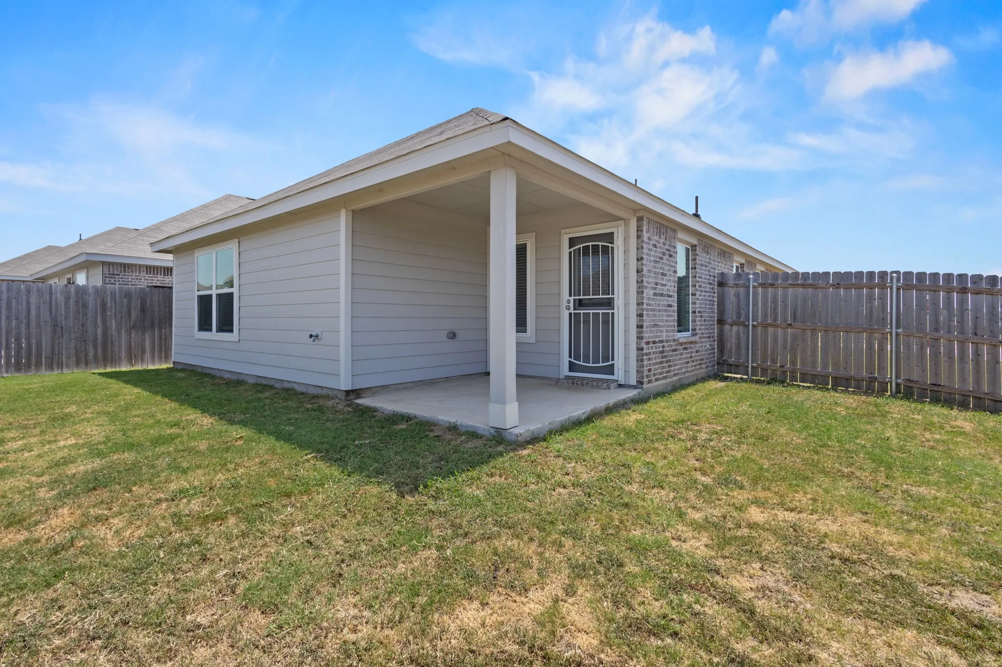 Single Family Residence For Sale in Ellis County , 1600 Luke Street, Ennis, Texas 75119, 3 Bedroom, 2 Bathroom, 2 Garage spaces, 1,439 Sqft, built in 2023, mls#21357218, Real Estate Agent in Ennis, Homes For Sale in Ellis county, Homes For Sale in Ennis, Realtor in Ennis Texas, Real Estate Brokerage Independent Realty Texas, Luminita Cordes Realtor