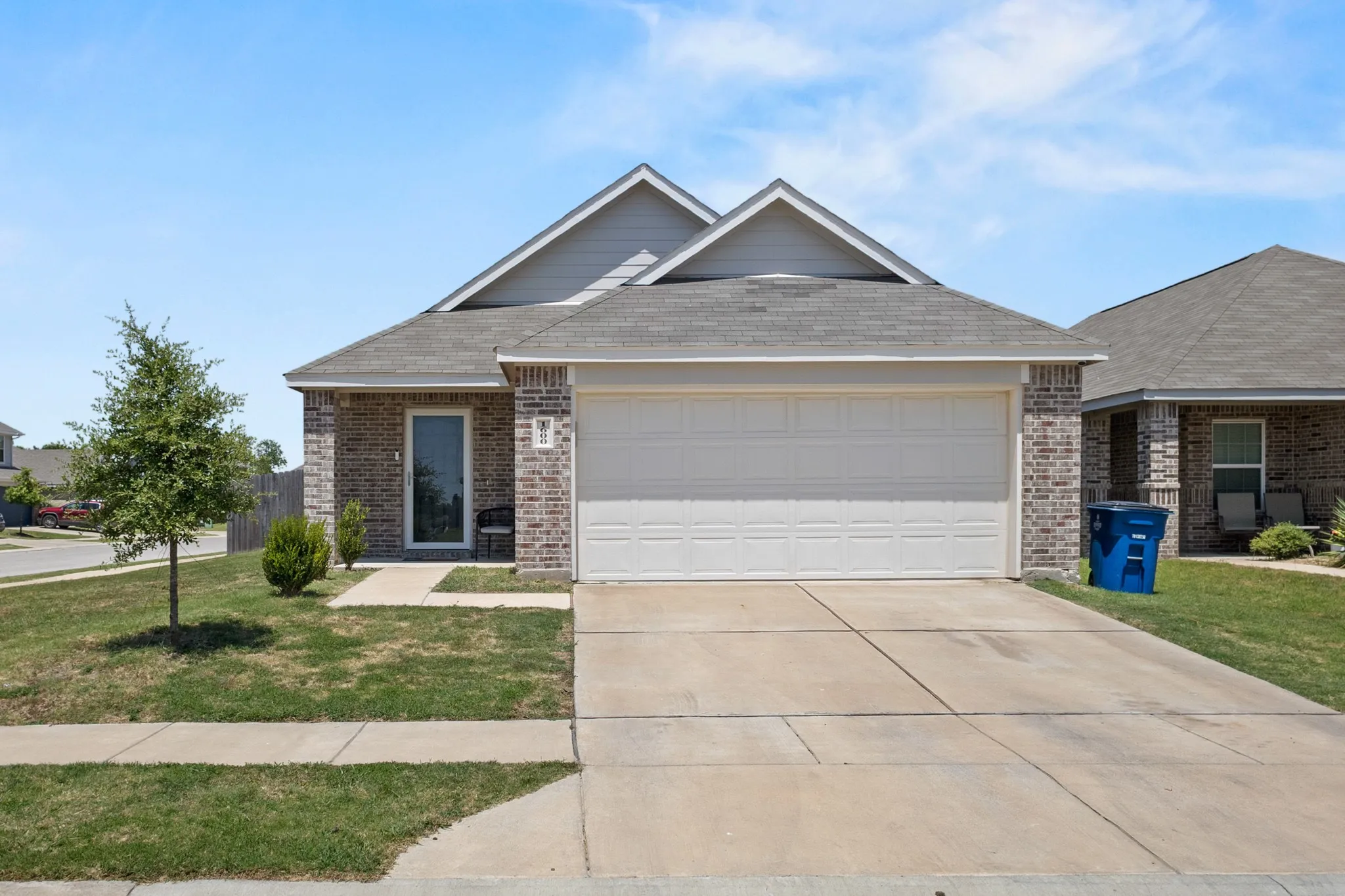 Single Family Residence For Sale in Ellis County , 1600 Luke Street, Ennis, Texas 75119, 3 Bedroom, 2 Bathroom, 2 Garage spaces, 1,439 Sqft, built in 2023, mls#21357218, Real Estate Agent in Ennis, Homes For Sale in Ellis county, Homes For Sale in Ennis, Realtor in Ennis Texas, Real Estate Brokerage Independent Realty Texas, Luminita Cordes Realtor