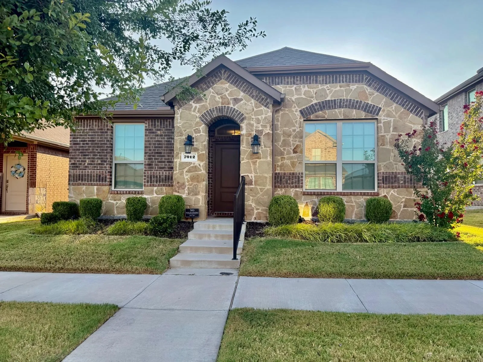 Single Family Residence For Sale in Denton County , 7012 Wildflower Way, Little Elm, Texas 76227, 3 Bedroom, 2 Bathroom, 2 Garage spaces, 1,584 Sqft, built in 2021, mls#21348164, Real Estate Agent in Little Elm, Homes For Sale in Denton county, Homes For Sale in Little Elm, Realtor in Little Elm Texas, Real Estate Brokerage Independent Realty Texas, Luminita Cordes Realtor