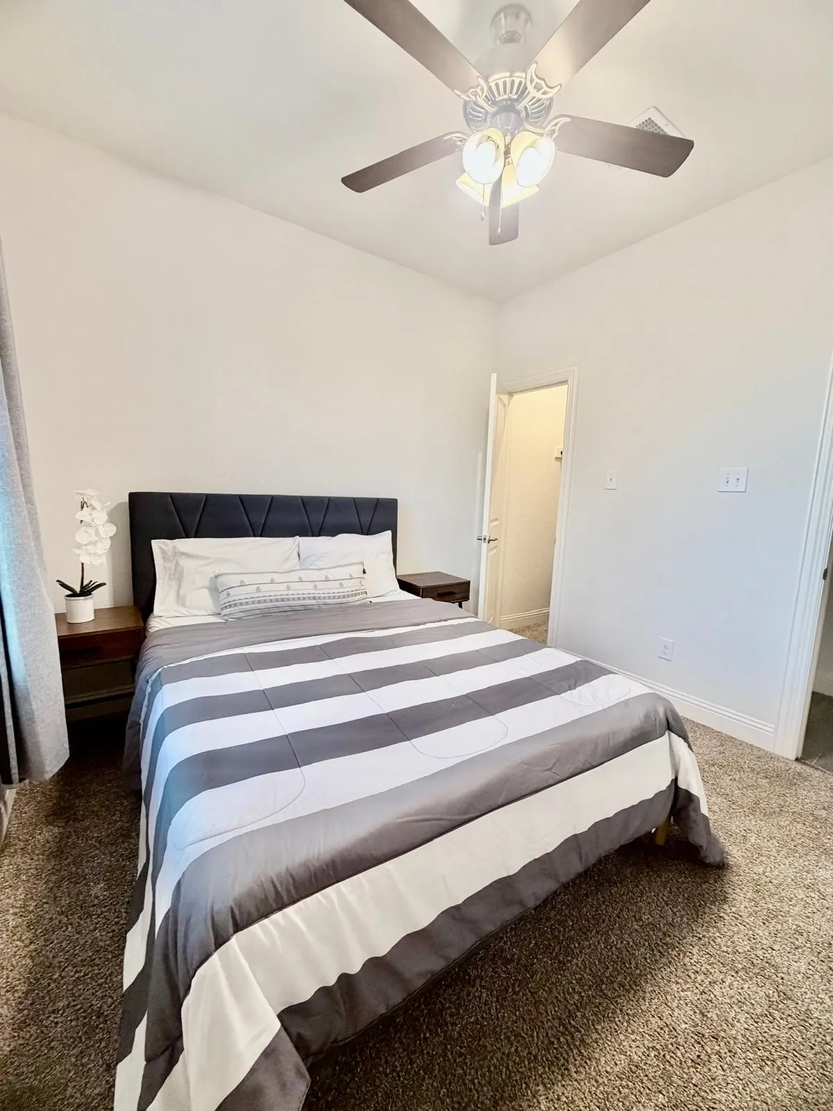 Single Family Residence For Sale in Denton County , 7012 Wildflower Way, Little Elm, Texas 76227, 3 Bedroom, 2 Bathroom, 2 Garage spaces, 1,584 Sqft, built in 2021, mls#21348164, Real Estate Agent in Little Elm, Homes For Sale in Denton county, Homes For Sale in Little Elm, Realtor in Little Elm Texas, Real Estate Brokerage Independent Realty Texas, Luminita Cordes Realtor