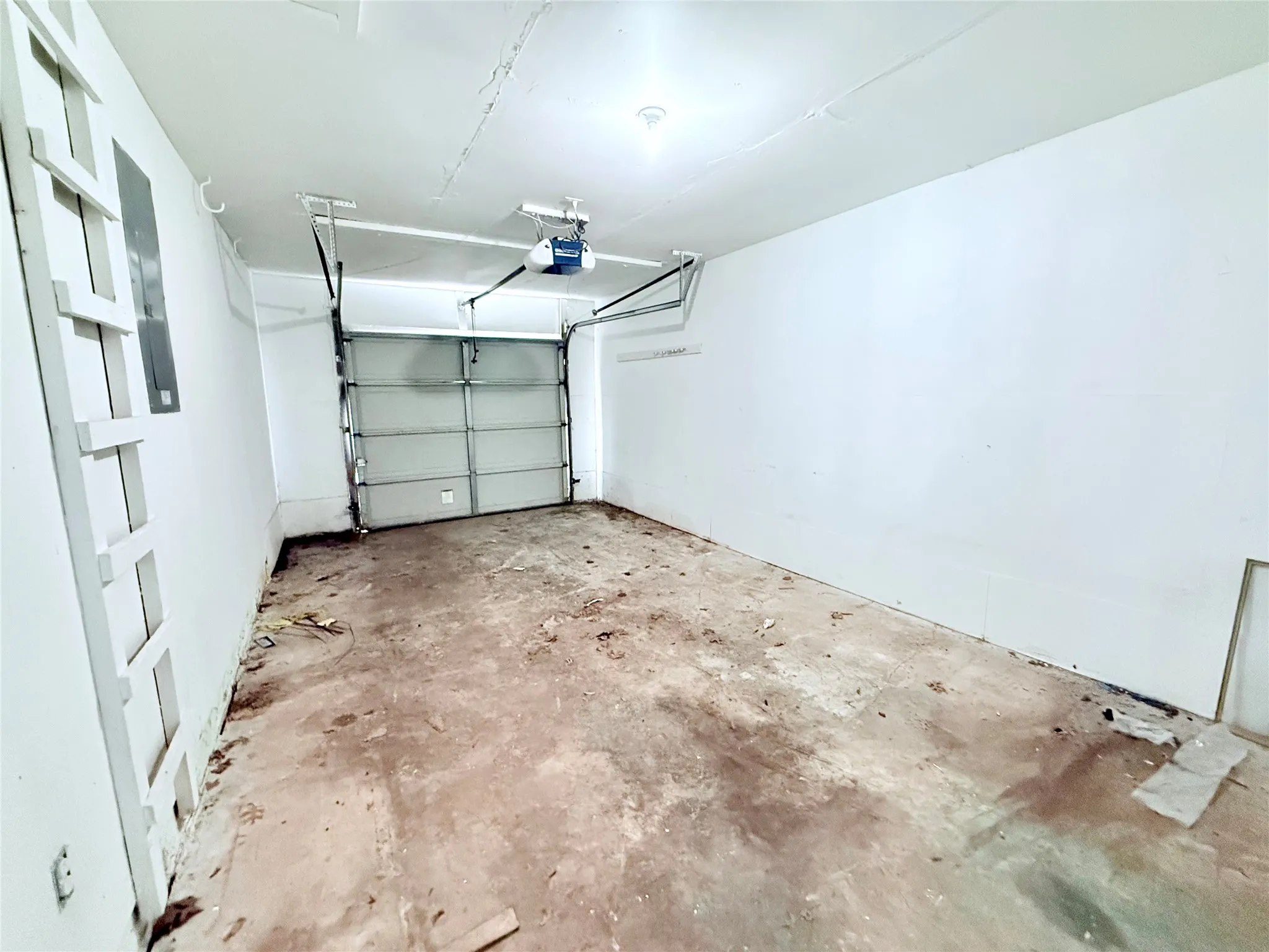 Single Family Residence For Rent in Grayson County , 401 W Lamberth Road, Sherman, Texas 75092, 3 Bedroom, 2 Bathroom, 1 Garage spaces, 1,640 Sqft, built in 1955, mls#21357241, Real Estate Agent in Sherman, Homes For Rent in Grayson county, Homes For Rent in Sherman, Realtor in Sherman Texas, Real Estate Brokerage Independent Realty Texas, Luminita Cordes Realtor