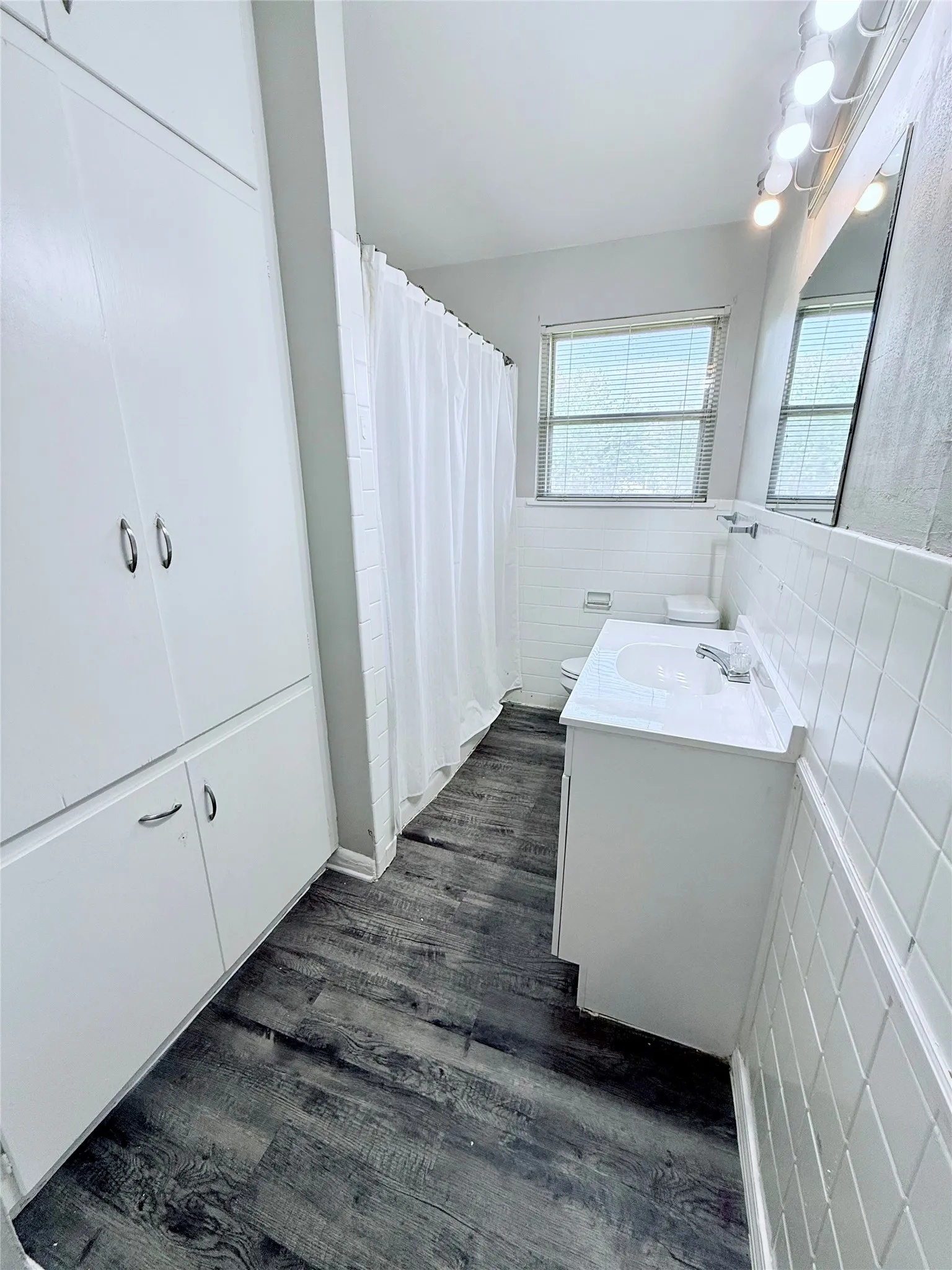 Single Family Residence For Rent in Grayson County , 401 W Lamberth Road, Sherman, Texas 75092, 3 Bedroom, 2 Bathroom, 1 Garage spaces, 1,640 Sqft, built in 1955, mls#21357241, Real Estate Agent in Sherman, Homes For Rent in Grayson county, Homes For Rent in Sherman, Realtor in Sherman Texas, Real Estate Brokerage Independent Realty Texas, Luminita Cordes Realtor