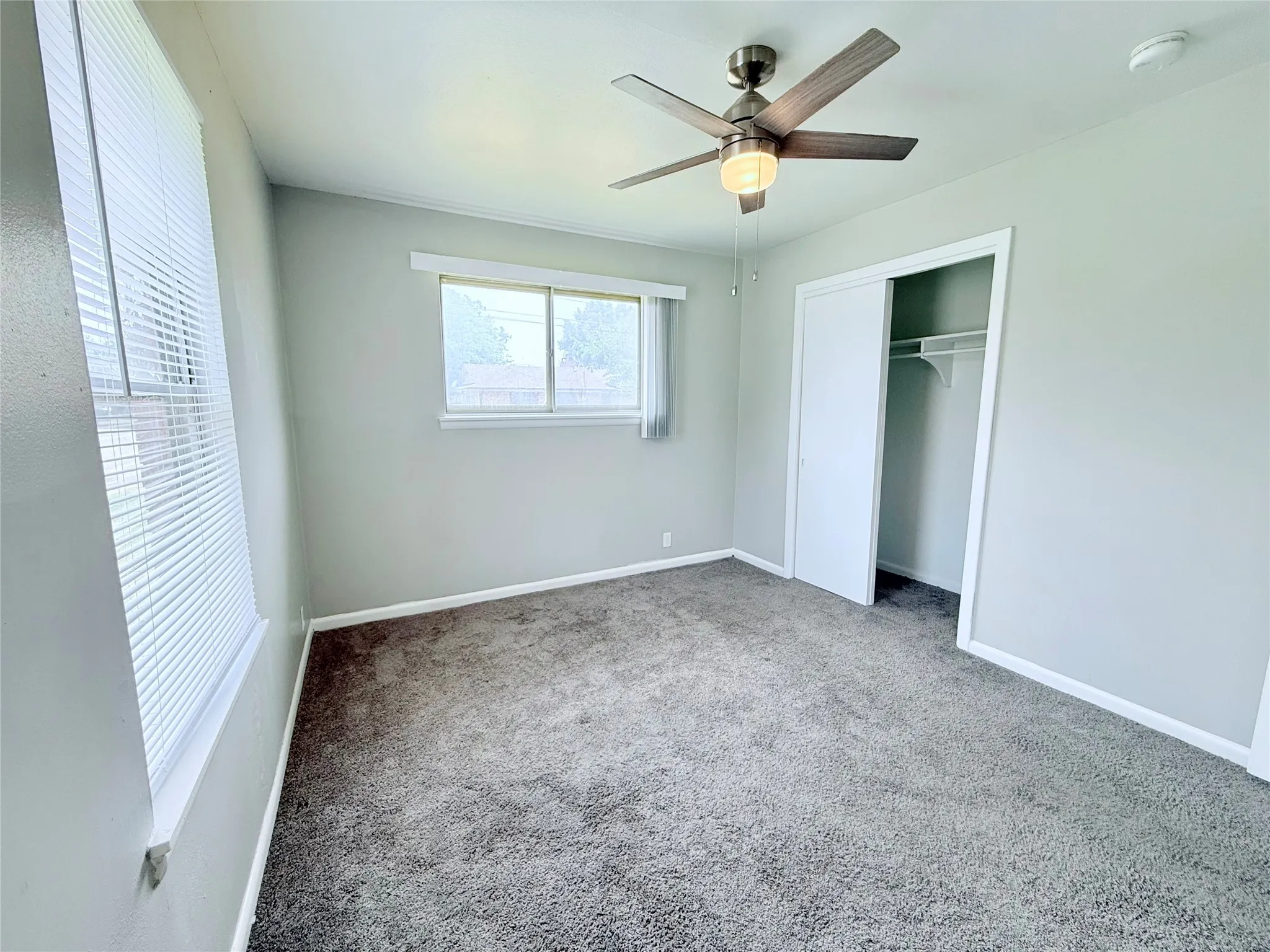 Single Family Residence For Rent in Grayson County , 401 W Lamberth Road, Sherman, Texas 75092, 3 Bedroom, 2 Bathroom, 1 Garage spaces, 1,640 Sqft, built in 1955, mls#21357241, Real Estate Agent in Sherman, Homes For Rent in Grayson county, Homes For Rent in Sherman, Realtor in Sherman Texas, Real Estate Brokerage Independent Realty Texas, Luminita Cordes Realtor