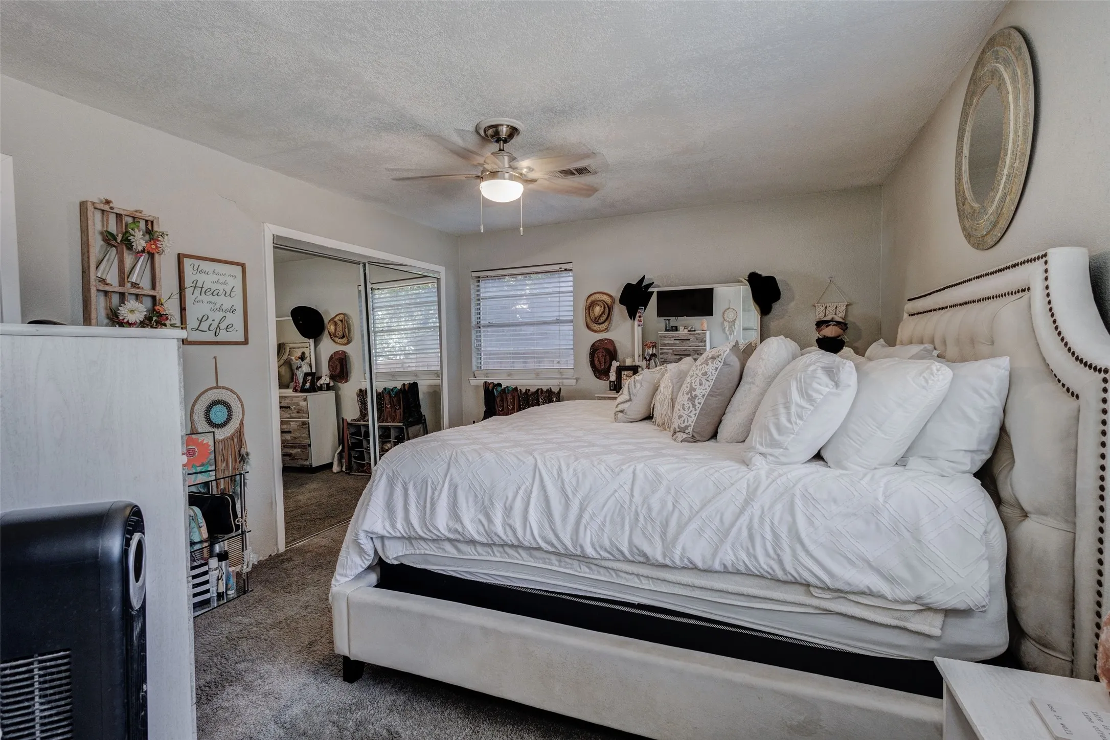 Single Family Residence For Sale in Tarrant County , 64 Somerset Terrace, Bedford, Texas 76022, 3 Bedroom, 2 Bathroom, 2 Garage spaces, 1,363 Sqft, built in 1959, mls#21357117, Real Estate Agent in Bedford, Homes For Sale in Tarrant county, Homes For Sale in Bedford, Realtor in Bedford Texas, Real Estate Brokerage Independent Realty Texas, Luminita Cordes Realtor