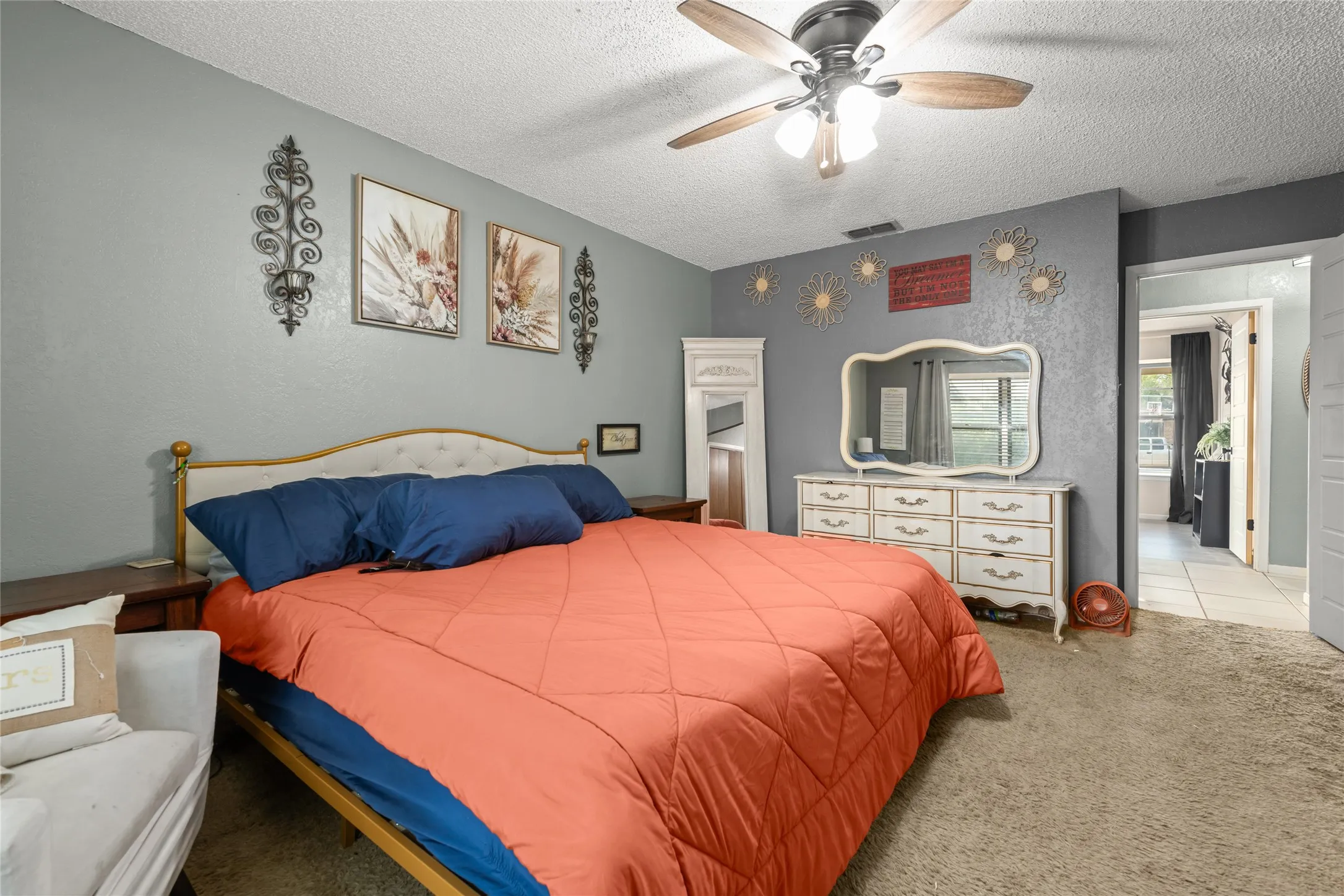 Single Family Residence For Sale in Taylor County , 1017 Chriswood Drive, Abilene, Texas 79601, 3 Bedroom, 2 Bathroom, 2 Garage spaces, 1,735 Sqft, built in 1976, mls#21357192, Real Estate Agent in Abilene, Homes For Sale in Taylor county, Homes For Sale in Abilene, Realtor in Abilene Texas, Real Estate Brokerage Independent Realty Texas, Luminita Cordes Realtor