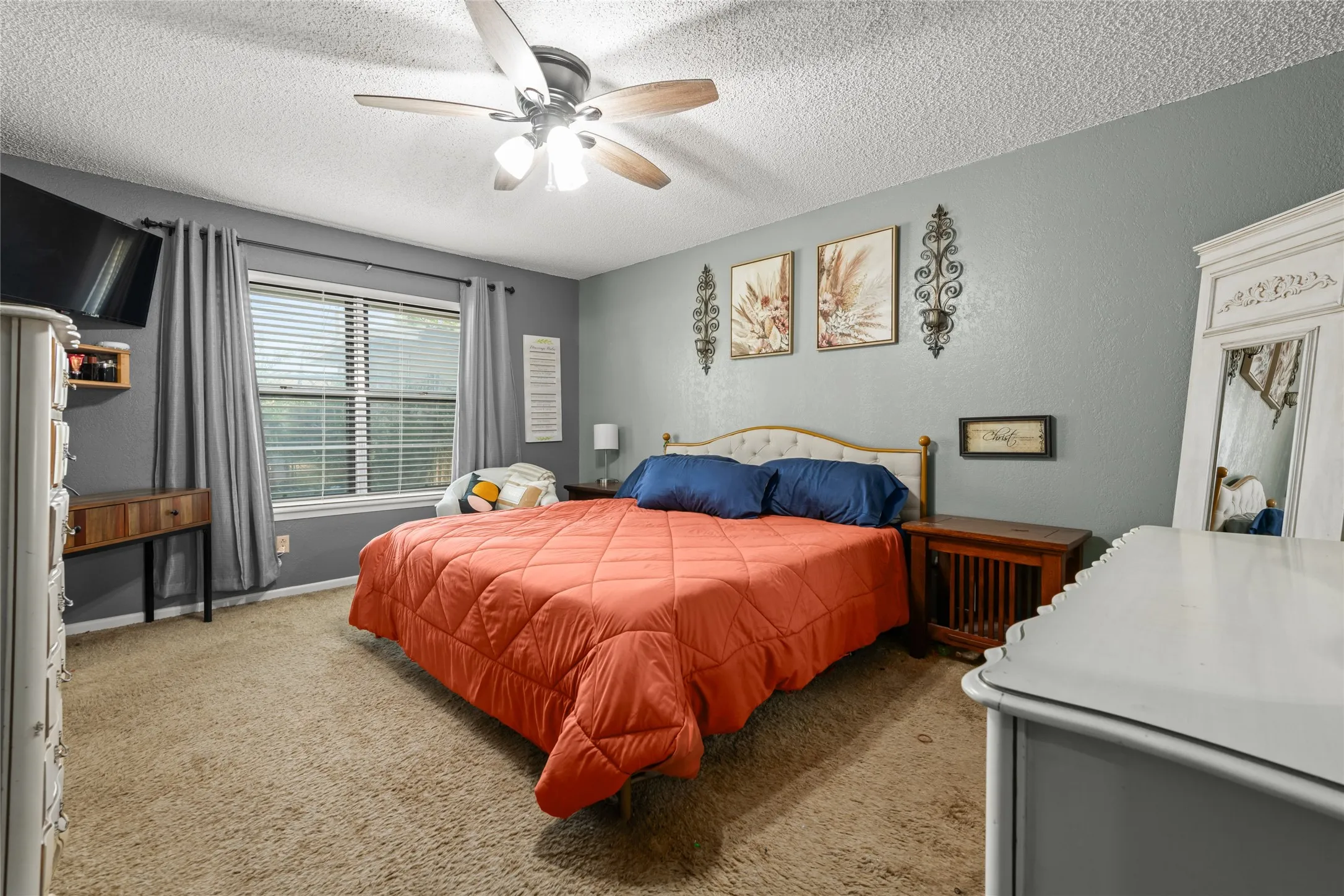 Single Family Residence For Sale in Taylor County , 1017 Chriswood Drive, Abilene, Texas 79601, 3 Bedroom, 2 Bathroom, 2 Garage spaces, 1,735 Sqft, built in 1976, mls#21357192, Real Estate Agent in Abilene, Homes For Sale in Taylor county, Homes For Sale in Abilene, Realtor in Abilene Texas, Real Estate Brokerage Independent Realty Texas, Luminita Cordes Realtor