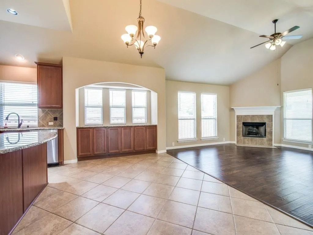 Single Family Residence For Rent in Collin County , 1410 Cedar Ridge Drive, Prosper, Texas 75078, 4 Bedroom, 3 Bathroom, 2 Garage spaces, 2,300 Sqft, built in 2010, mls#21357251, Real Estate Agent in Prosper, Homes For Rent in Collin county, Homes For Rent in Prosper, Realtor in Prosper Texas, Real Estate Brokerage Independent Realty Texas, Luminita Cordes Realtor