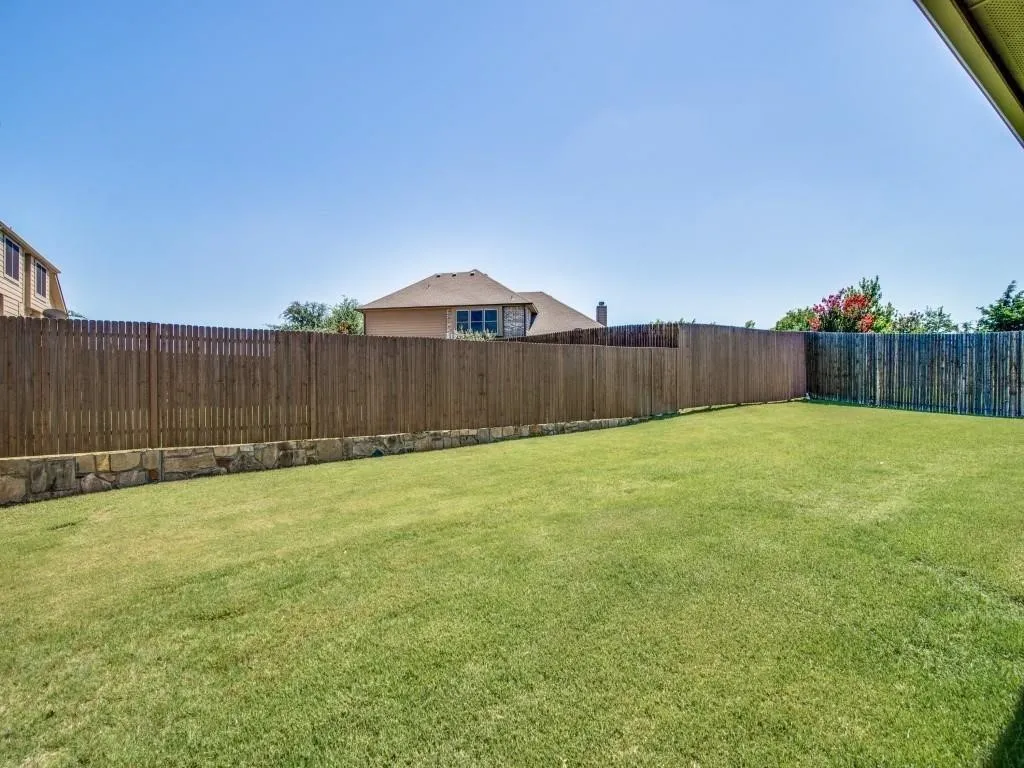 Single Family Residence For Rent in Collin County , 1410 Cedar Ridge Drive, Prosper, Texas 75078, 4 Bedroom, 3 Bathroom, 2 Garage spaces, 2,300 Sqft, built in 2010, mls#21357251, Real Estate Agent in Prosper, Homes For Rent in Collin county, Homes For Rent in Prosper, Realtor in Prosper Texas, Real Estate Brokerage Independent Realty Texas, Luminita Cordes Realtor