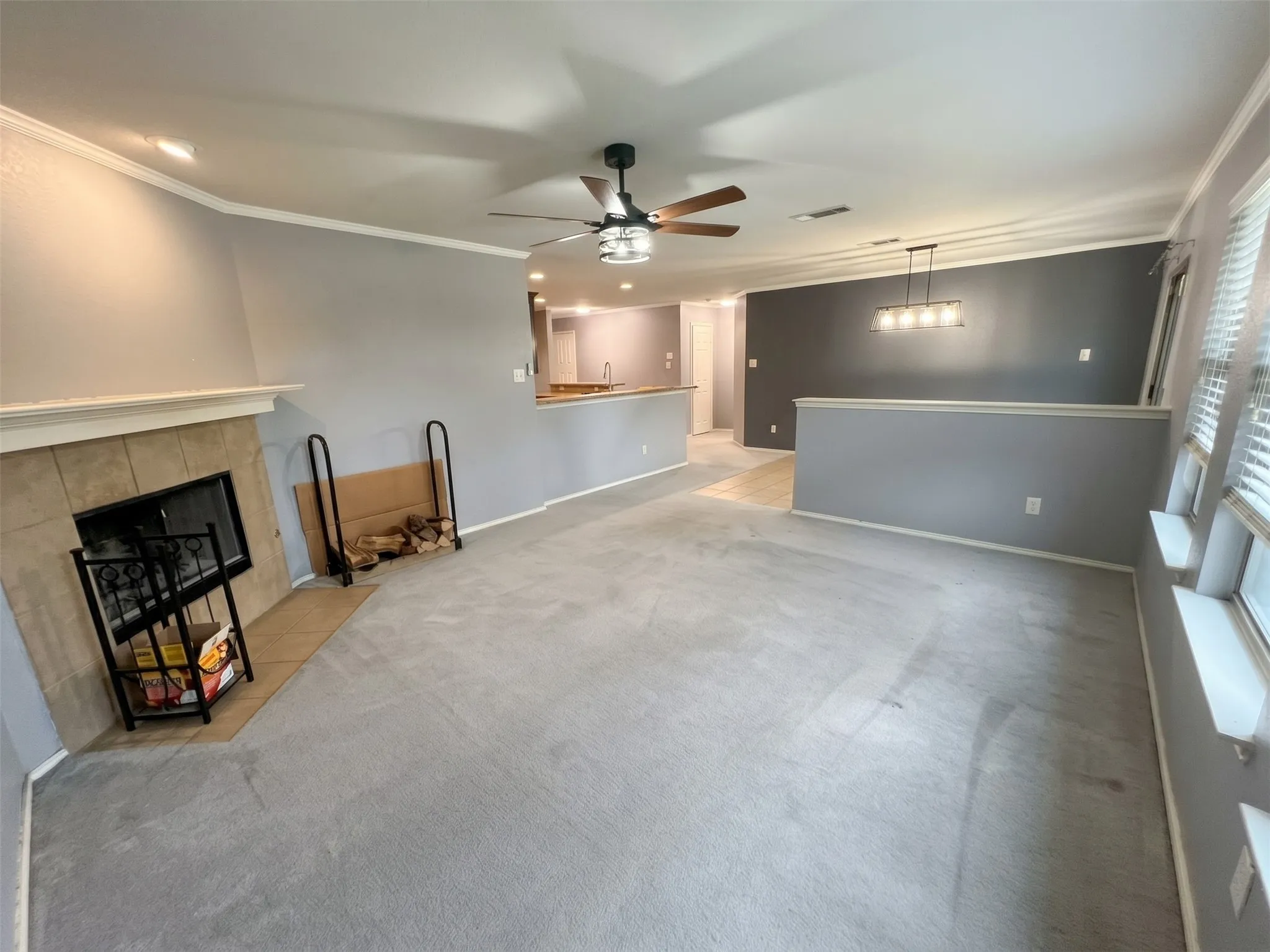 Single Family Residence For Sale in Tarrant County , 612 Stirrup Bar Drive, Fort Worth, Texas 76179, 4 Bedroom, 2 Bathroom, 2 Garage spaces, 2,028 Sqft, built in 2006, mls#21356637, Real Estate Agent in Fort Worth, Homes For Sale in Tarrant county, Homes For Sale in Fort Worth, Realtor in Fort Worth Texas, Real Estate Brokerage Independent Realty Texas, Luminita Cordes Realtor