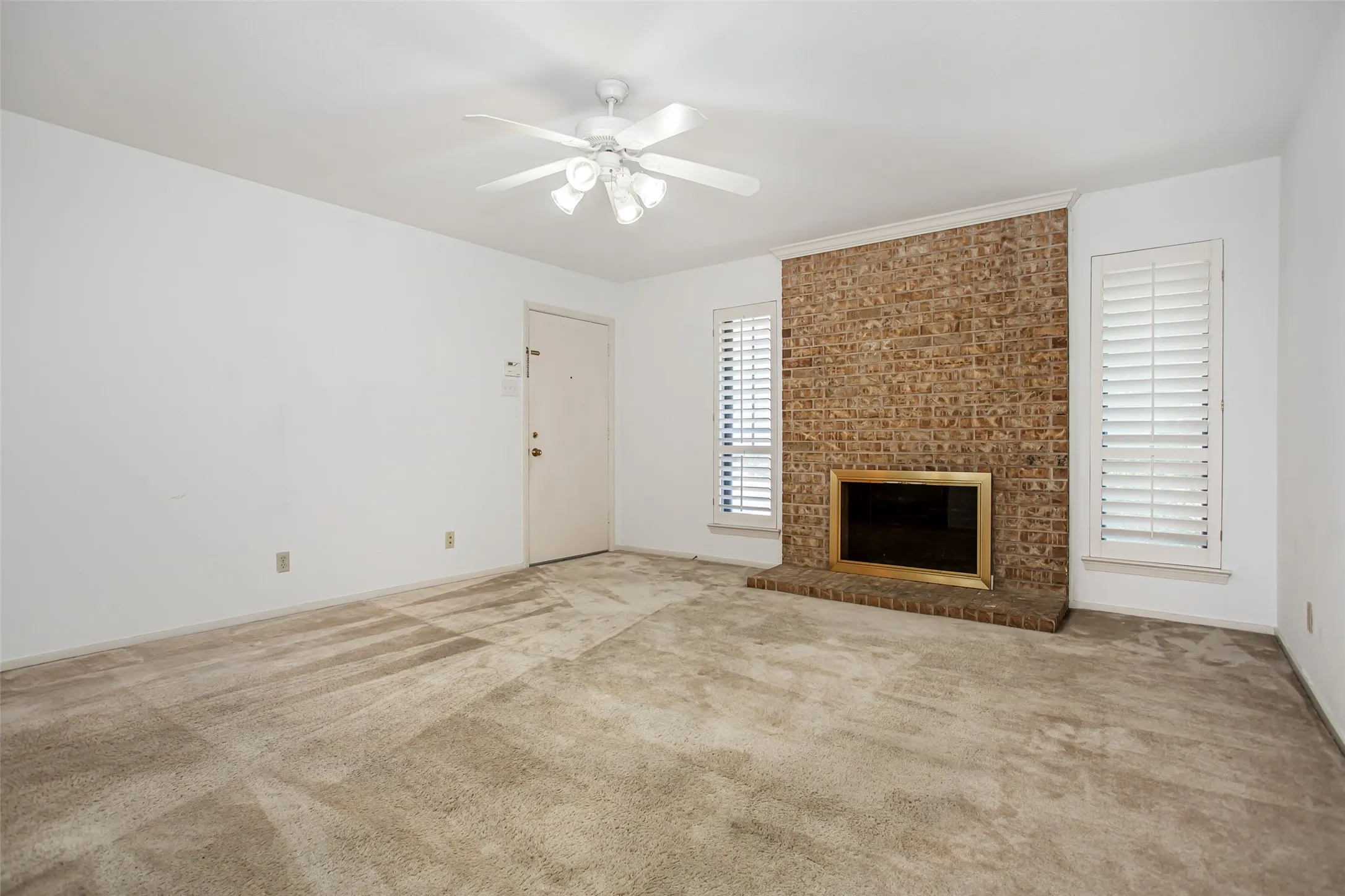 Condominium For Sale in Dallas County , 10771 Villager Road C, Dallas, Texas 75230, 3 Bedroom, 2 Bathroom, Garage spaces, 1,291 Sqft, built in 1969, Price $350,000, mls#21357242, Real Estate Agent in Dallas, Homes For Sale in Dallas county, Homes For Sale in Dallas, Realtor in Dallas Texas, Real Estate Brokerage Independent Realty Texas, Luminita Cordes Realtor