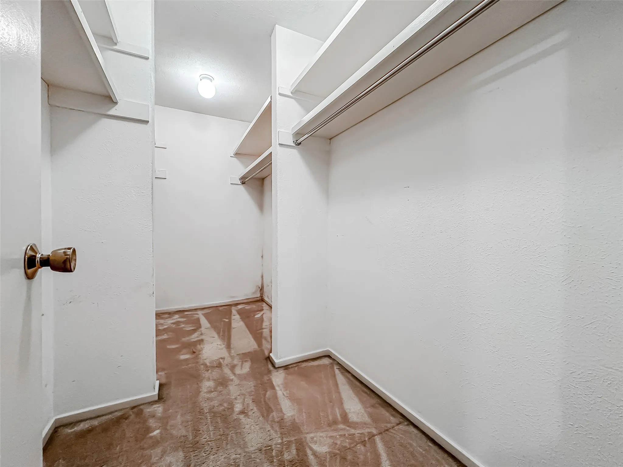 Condominium For Sale in Dallas County , 10771 Villager Road C, Dallas, Texas 75230, 3 Bedroom, 2 Bathroom, Garage spaces, 1,291 Sqft, built in 1969, Price $350,000, mls#21357242, Real Estate Agent in Dallas, Homes For Sale in Dallas county, Homes For Sale in Dallas, Realtor in Dallas Texas, Real Estate Brokerage Independent Realty Texas, Luminita Cordes Realtor