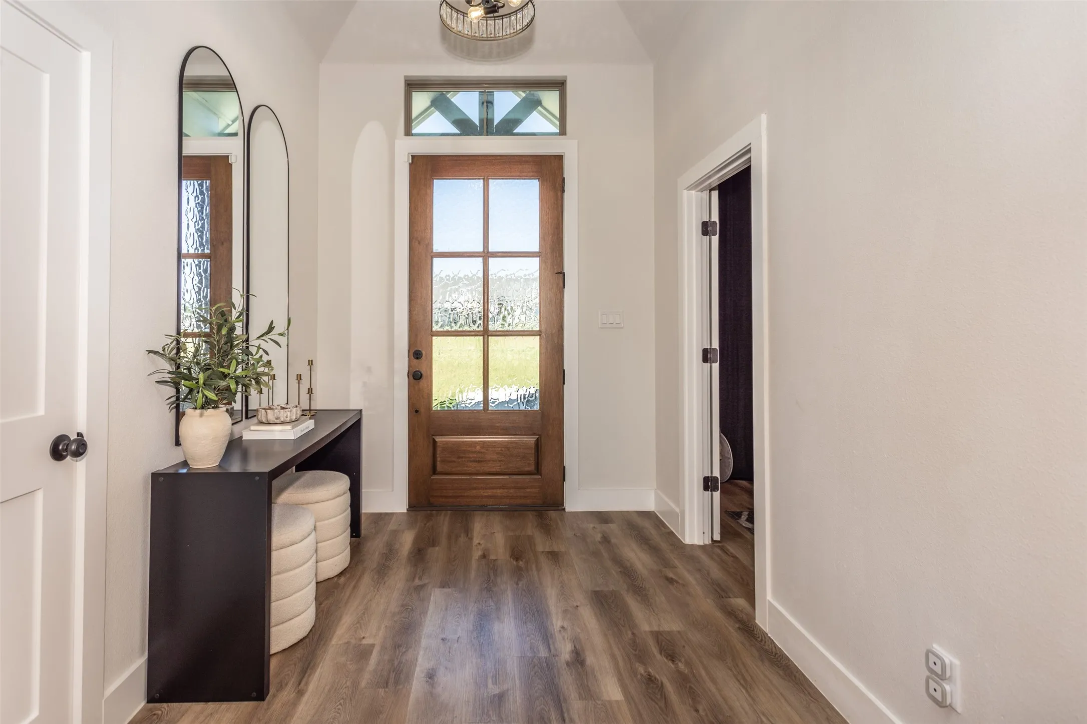 Single Family Residence For Sale in Cooke County , 24 Dove Landing, Valley View, Texas 76272, 3 Bedroom, 3 Bathroom, 3 Garage spaces, 2,610 Sqft, built in 2024, mls#21350956, Real Estate Agent in Valley View, Homes For Sale in Cooke county, Homes For Sale in Valley View, Realtor in Valley View Texas, Real Estate Brokerage Independent Realty Texas, Luminita Cordes Realtor