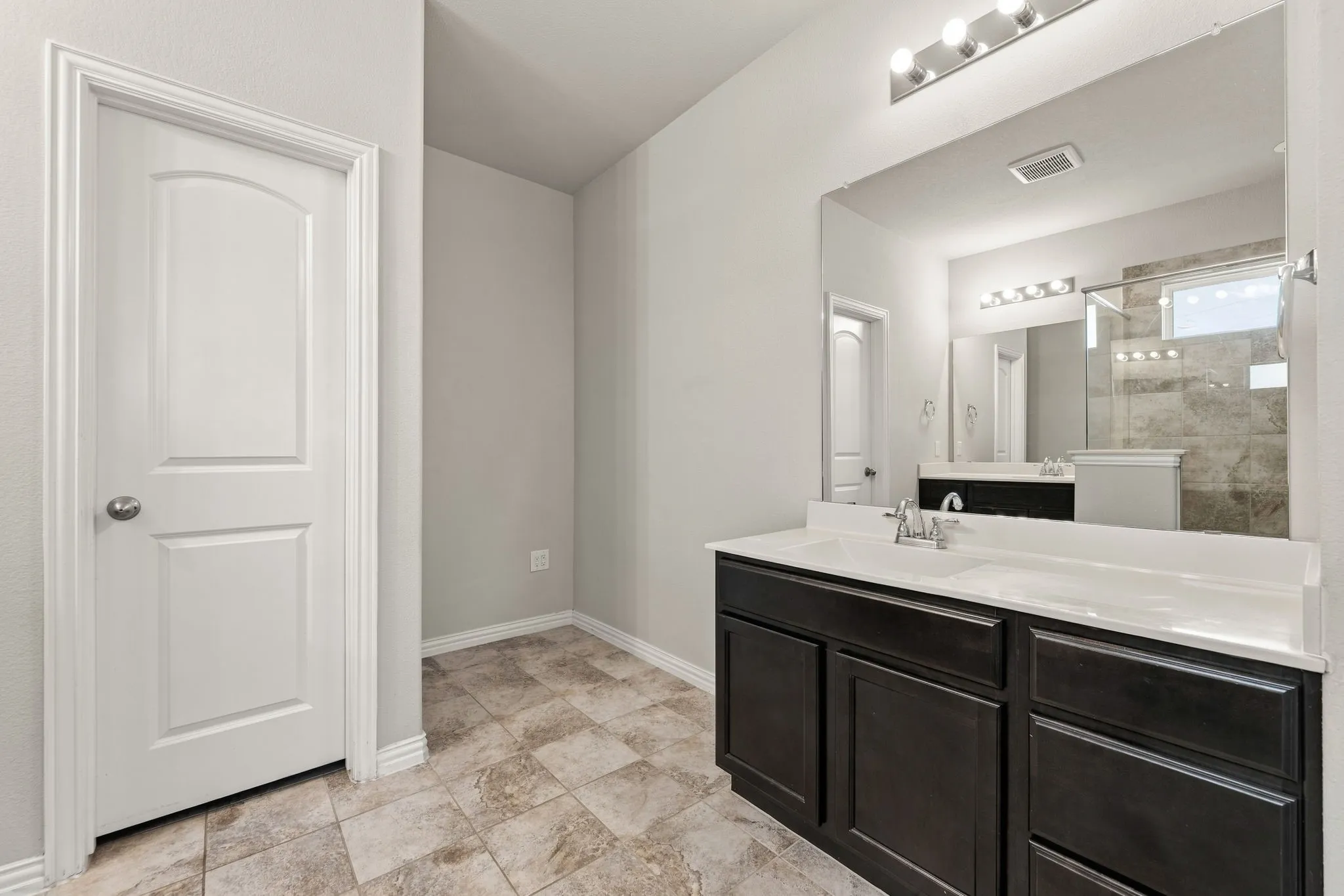 Single Family Residence For Sale in Denton County , 1517 Sea Island Road, Aubrey, Texas 76227, 4 Bedroom, 2 Bathroom, 2 Garage spaces, 2,261 Sqft, built in 2016, mls#21357226, Real Estate Agent in Aubrey, Homes For Sale in Denton county, Homes For Sale in Aubrey, Realtor in Aubrey Texas, Real Estate Brokerage Independent Realty Texas, Luminita Cordes Realtor