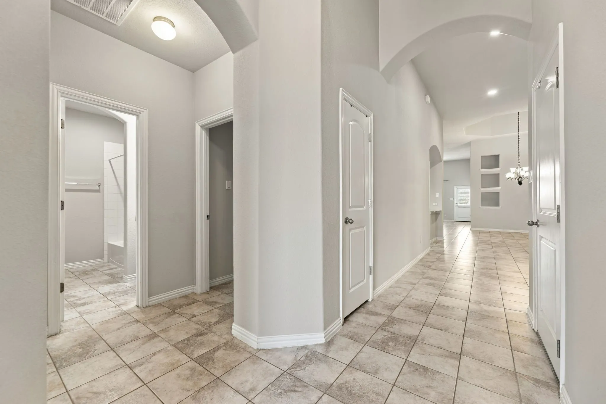 Single Family Residence For Sale in Denton County , 1517 Sea Island Road, Aubrey, Texas 76227, 4 Bedroom, 2 Bathroom, 2 Garage spaces, 2,261 Sqft, built in 2016, mls#21357226, Real Estate Agent in Aubrey, Homes For Sale in Denton county, Homes For Sale in Aubrey, Realtor in Aubrey Texas, Real Estate Brokerage Independent Realty Texas, Luminita Cordes Realtor