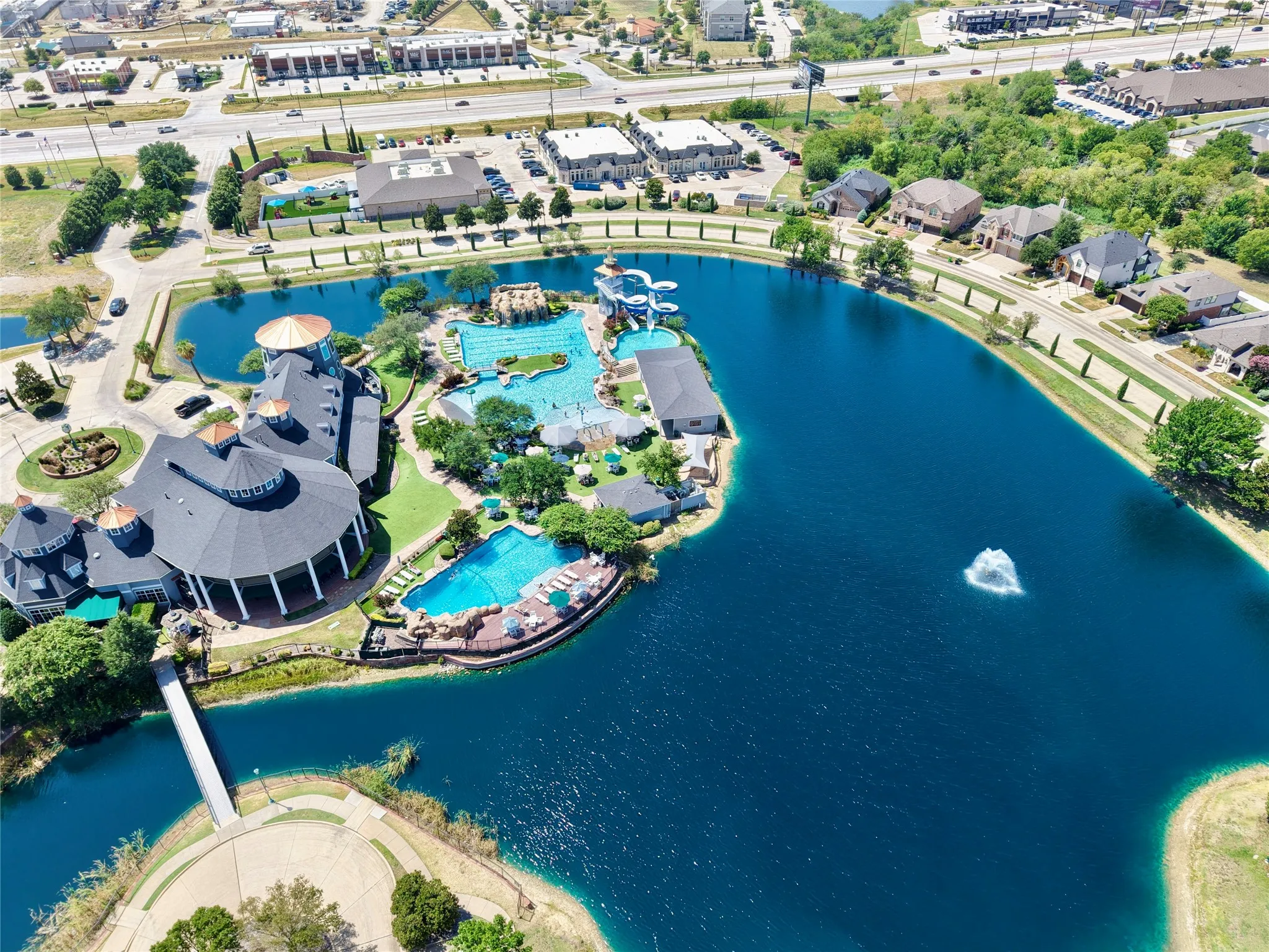 Single Family Residence For Sale in Denton County , 1517 Sea Island Road, Aubrey, Texas 76227, 4 Bedroom, 2 Bathroom, 2 Garage spaces, 2,261 Sqft, built in 2016, mls#21357226, Real Estate Agent in Aubrey, Homes For Sale in Denton county, Homes For Sale in Aubrey, Realtor in Aubrey Texas, Real Estate Brokerage Independent Realty Texas, Luminita Cordes Realtor