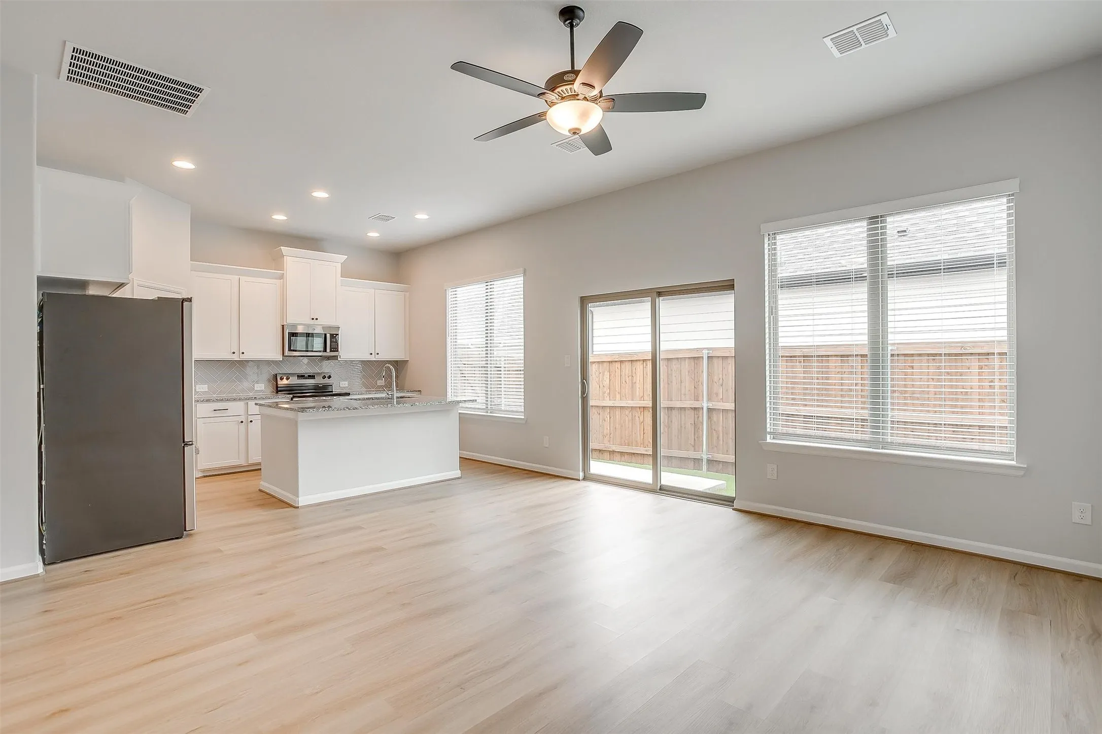 Single Family Residence For Rent in Tarrant County , 10512 Palmera Road, Fort Worth, Texas 76126, 2 Bedroom, 2 Bathroom, Garage spaces, 1,114 Sqft, built in 2025, Price $2,325, mls#21328831, Real Estate Agent in Fort Worth, Homes For Rent in Tarrant county, Homes For Rent in Fort Worth, Realtor in Fort Worth Texas, Real Estate Brokerage Independent Realty Texas, Luminita Cordes Realtor