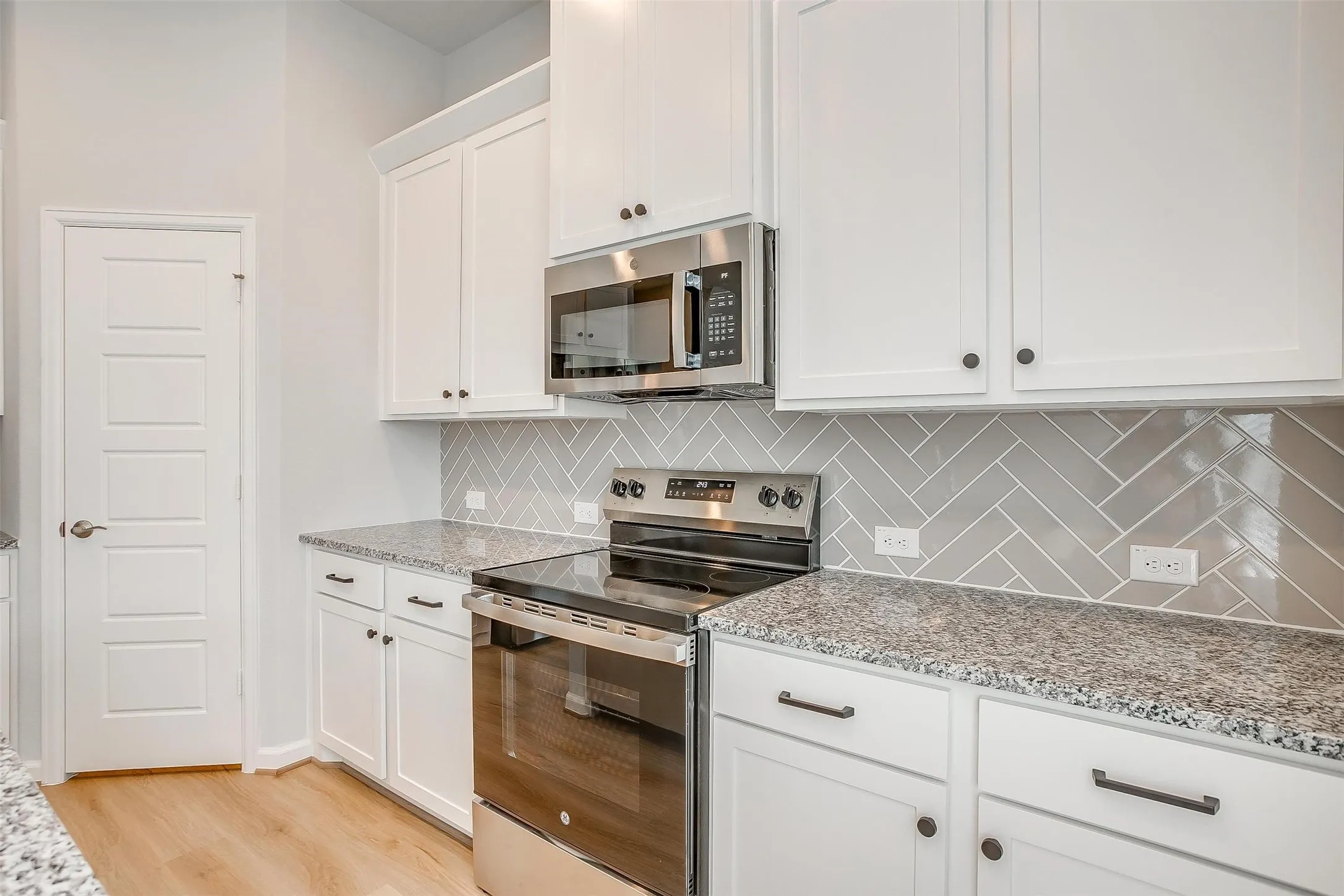 Single Family Residence For Rent in Tarrant County , 10512 Palmera Road, Fort Worth, Texas 76126, 2 Bedroom, 2 Bathroom, Garage spaces, 1,114 Sqft, built in 2025, Price $2,325, mls#21328831, Real Estate Agent in Fort Worth, Homes For Rent in Tarrant county, Homes For Rent in Fort Worth, Realtor in Fort Worth Texas, Real Estate Brokerage Independent Realty Texas, Luminita Cordes Realtor