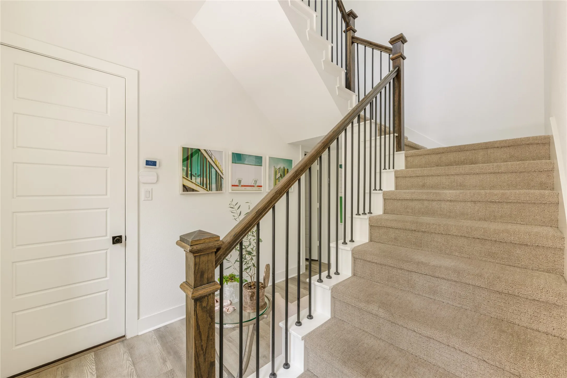 Single Family Residence For Sale in Dallas County , 3702 Red Leaf Lane, Dallas, Texas 75209, 3 Bedroom, 3 Bathroom, 2 Garage spaces, 2,217 Sqft, built in 2021, mls#21356184, Real Estate Agent in Dallas, Homes For Sale in Dallas county, Homes For Sale in Dallas, Realtor in Dallas Texas, Real Estate Brokerage Independent Realty Texas, Luminita Cordes Realtor