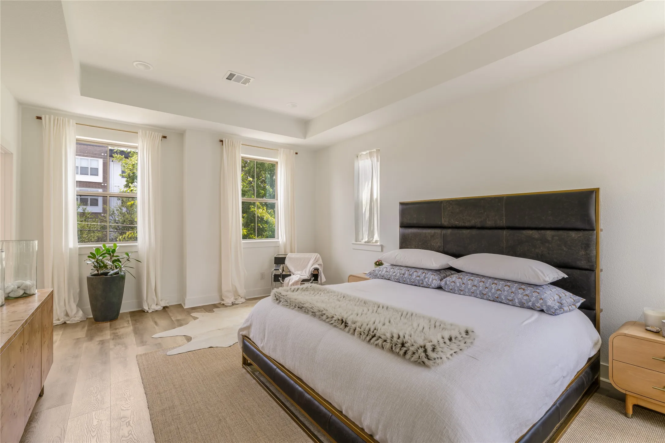 Spacious Primary Suite
