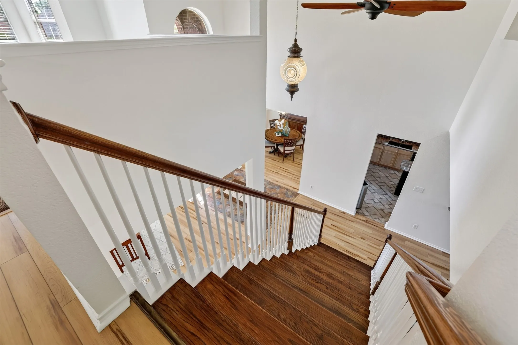 Single Family Residence For Sale in Denton County , 1413 Springaire Lane, Lewisville, Texas 75077, 4 Bedroom, 3 Bathroom, 2 Garage spaces, 3,018 Sqft, built in 1995, mls#21356795, Real Estate Agent in Lewisville, Homes For Sale in Denton county, Homes For Sale in Lewisville, Realtor in Lewisville Texas, Real Estate Brokerage Independent Realty Texas, Luminita Cordes Realtor