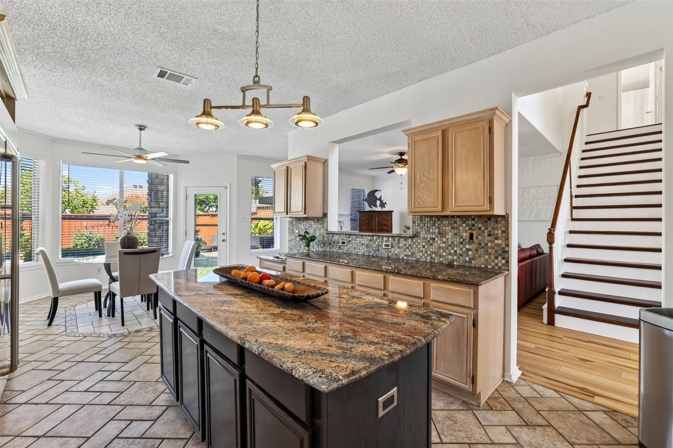 Single Family Residence For Sale in Denton County , 1413 Springaire Lane, Lewisville, Texas 75077, 4 Bedroom, 3 Bathroom, 2 Garage spaces, 3,018 Sqft, built in 1995, mls#21356795, Real Estate Agent in Lewisville, Homes For Sale in Denton county, Homes For Sale in Lewisville, Realtor in Lewisville Texas, Real Estate Brokerage Independent Realty Texas, Luminita Cordes Realtor