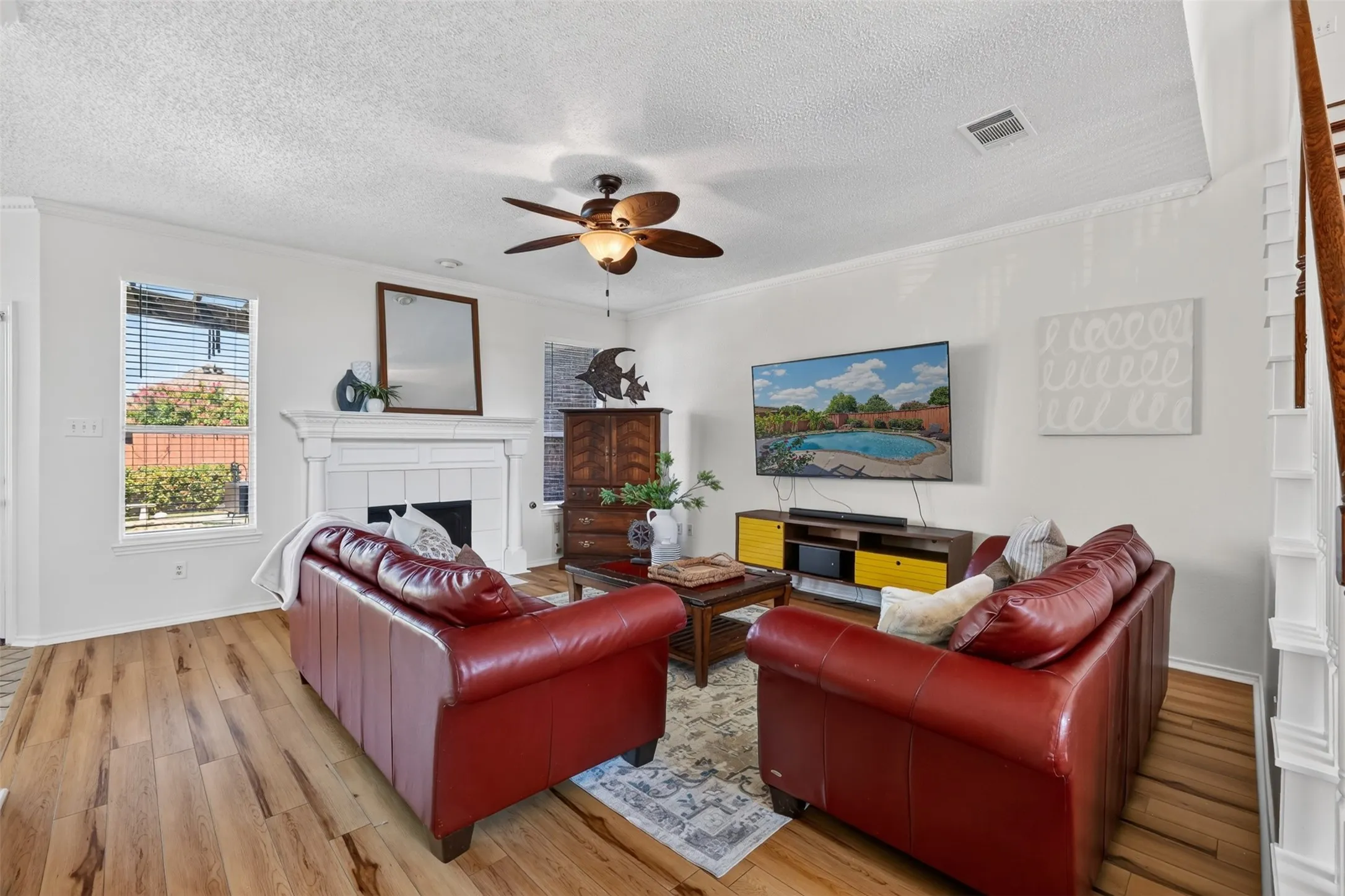 Single Family Residence For Sale in Denton County , 1413 Springaire Lane, Lewisville, Texas 75077, 4 Bedroom, 3 Bathroom, 2 Garage spaces, 3,018 Sqft, built in 1995, mls#21356795, Real Estate Agent in Lewisville, Homes For Sale in Denton county, Homes For Sale in Lewisville, Realtor in Lewisville Texas, Real Estate Brokerage Independent Realty Texas, Luminita Cordes Realtor