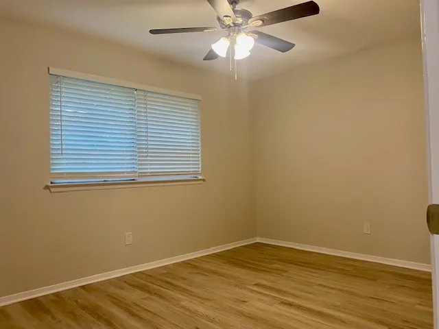 Single Family Residence For Rent in Tarrant County , 2714 Buffalo Drive, Arlington, Texas 76013, 3 Bedroom, 2 Bathroom, 2 Garage spaces, 1,224 Sqft, built in 1967, mls#21341279, Real Estate Agent in Arlington, Homes For Rent in Tarrant county, Homes For Rent in Arlington, Realtor in Arlington Texas, Real Estate Brokerage Independent Realty Texas, Luminita Cordes Realtor