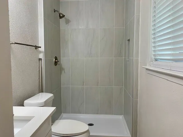 Single Family Residence For Rent in Tarrant County , 2714 Buffalo Drive, Arlington, Texas 76013, 3 Bedroom, 2 Bathroom, 2 Garage spaces, 1,224 Sqft, built in 1967, mls#21341279, Real Estate Agent in Arlington, Homes For Rent in Tarrant county, Homes For Rent in Arlington, Realtor in Arlington Texas, Real Estate Brokerage Independent Realty Texas, Luminita Cordes Realtor