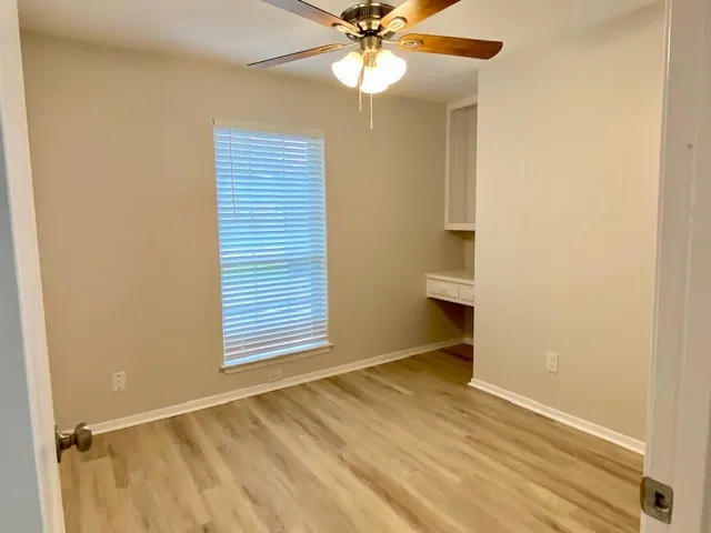 Single Family Residence For Rent in Tarrant County , 2714 Buffalo Drive, Arlington, Texas 76013, 3 Bedroom, 2 Bathroom, 2 Garage spaces, 1,224 Sqft, built in 1967, mls#21341279, Real Estate Agent in Arlington, Homes For Rent in Tarrant county, Homes For Rent in Arlington, Realtor in Arlington Texas, Real Estate Brokerage Independent Realty Texas, Luminita Cordes Realtor
