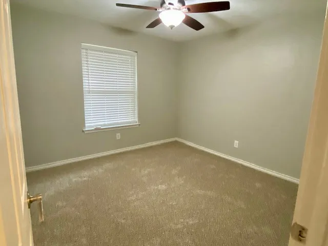 Single Family Residence For Rent in Tarrant County , 2814 Mesa Verde Trail, Grapevine, Texas 76051, 3 Bedroom, 2 Bathroom, 2 Garage spaces, 1,326 Sqft, built in 1980, mls#21291595, Real Estate Agent in Grapevine, Homes For Rent in Tarrant county, Homes For Rent in Grapevine, Realtor in Grapevine Texas, Real Estate Brokerage Independent Realty Texas, Luminita Cordes Realtor