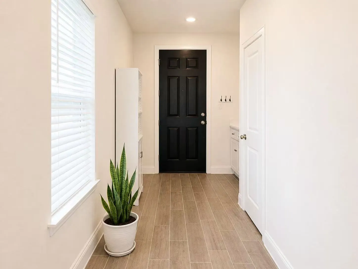 Single Family Residence For Rent in Kaufman County , 1328 Middlebrooks Drive, Forney, Texas 75126, 4 Bedroom, 3 Bathroom, 2 Garage spaces, 2,534 Sqft, built in 2024, mls#21356878, Real Estate Agent in Forney, Homes For Rent in Kaufman county, Homes For Rent in Forney, Realtor in Forney Texas, Real Estate Brokerage Independent Realty Texas, Luminita Cordes Realtor