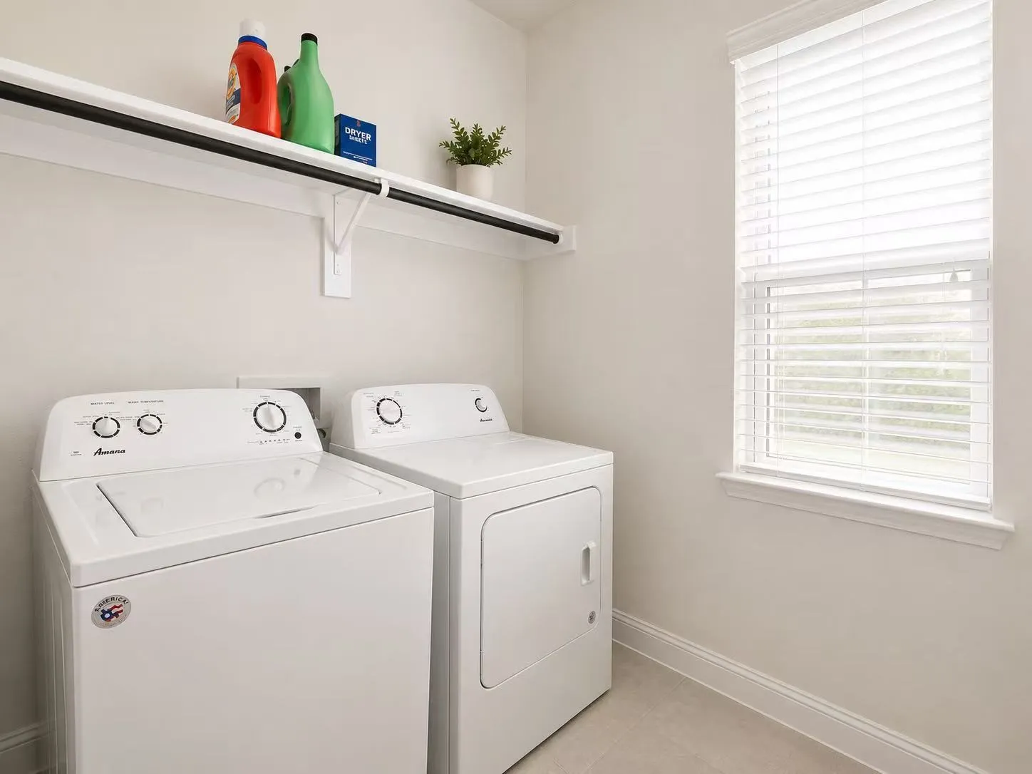 Single Family Residence For Rent in Kaufman County , 1328 Middlebrooks Drive, Forney, Texas 75126, 4 Bedroom, 3 Bathroom, 2 Garage spaces, 2,534 Sqft, built in 2024, mls#21356878, Real Estate Agent in Forney, Homes For Rent in Kaufman county, Homes For Rent in Forney, Realtor in Forney Texas, Real Estate Brokerage Independent Realty Texas, Luminita Cordes Realtor