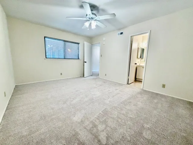 Single Family Residence For Rent in Dallas County , 801 Kingswood Avenue, Richardson, Texas 75080, 4 Bedroom, 2 Bathroom, 2 Garage spaces, 1,553 Sqft, built in 1962, mls#21357308, Real Estate Agent in Richardson, Homes For Rent in Dallas county, Homes For Rent in Richardson, Realtor in Richardson Texas, Real Estate Brokerage Independent Realty Texas, Luminita Cordes Realtor