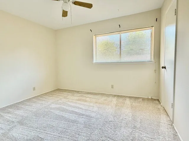 Single Family Residence For Rent in Dallas County , 801 Kingswood Avenue, Richardson, Texas 75080, 4 Bedroom, 2 Bathroom, 2 Garage spaces, 1,553 Sqft, built in 1962, mls#21357308, Real Estate Agent in Richardson, Homes For Rent in Dallas county, Homes For Rent in Richardson, Realtor in Richardson Texas, Real Estate Brokerage Independent Realty Texas, Luminita Cordes Realtor