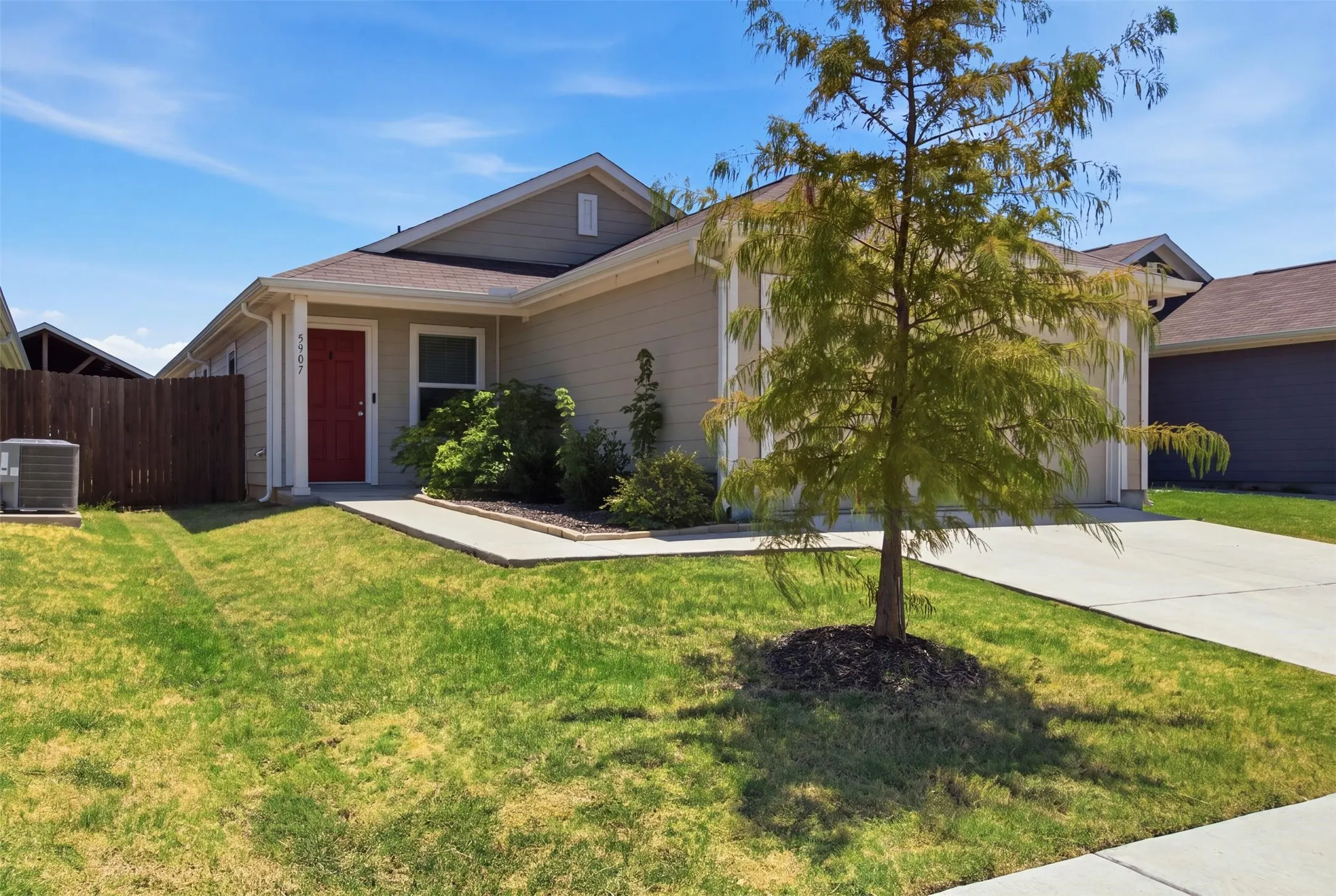 Single Family Residence For Sale in Collin County , 5907 Wedgemere Drive, Princeton, Texas 75407, 3 Bedroom, 2 Bathroom, 2 Garage spaces, 1,406 Sqft, built in 2022, Price $265,000, mls#21348235, Real Estate Agent in Princeton, Homes For Sale in Collin county, Homes For Sale in Princeton, Realtor in Princeton Texas, Real Estate Brokerage Independent Realty Texas, Luminita Cordes Realtor